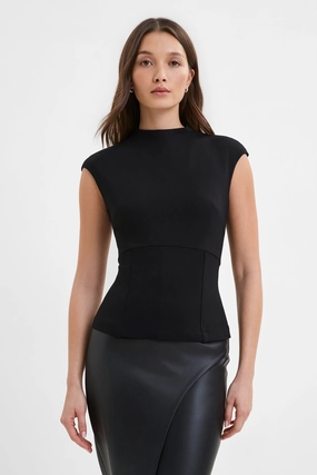 Stretch Fit Engineering UltraSoft Lining Haru Top