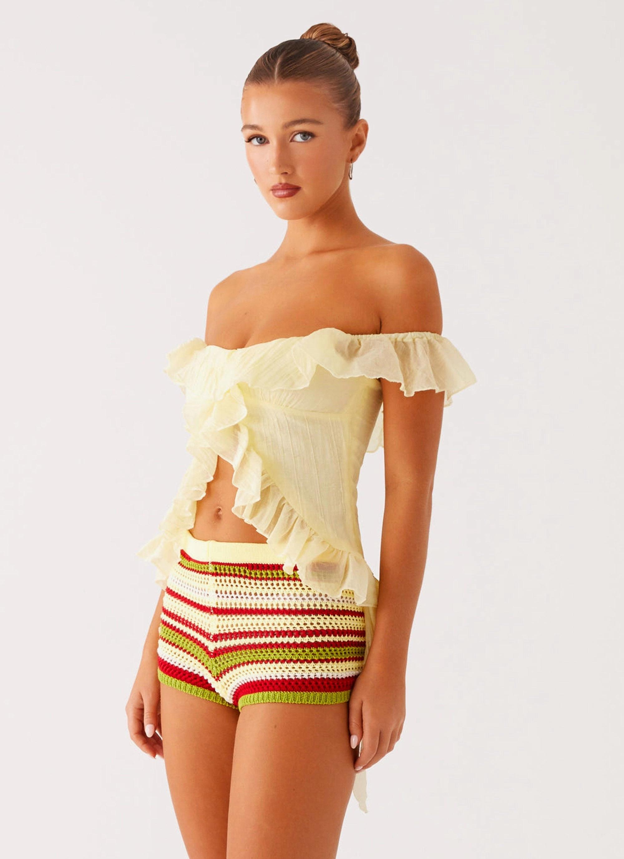 BlendMaterials Cozy Sweatshirt Dylan Off Shoulder Top - Yellow