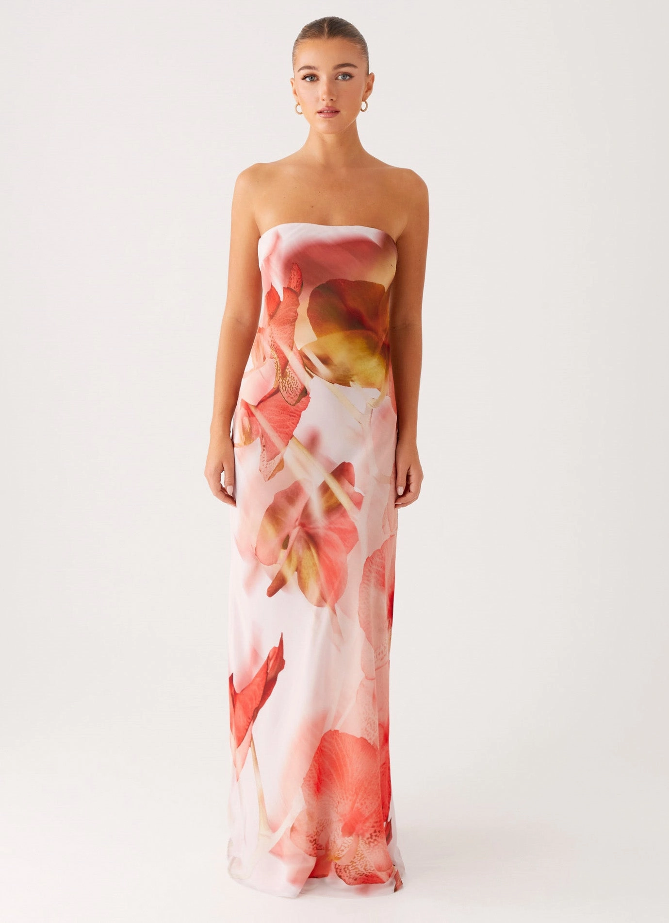 Kunis Maxi Dress - Peach Rose Elegant Layer Clean Finish