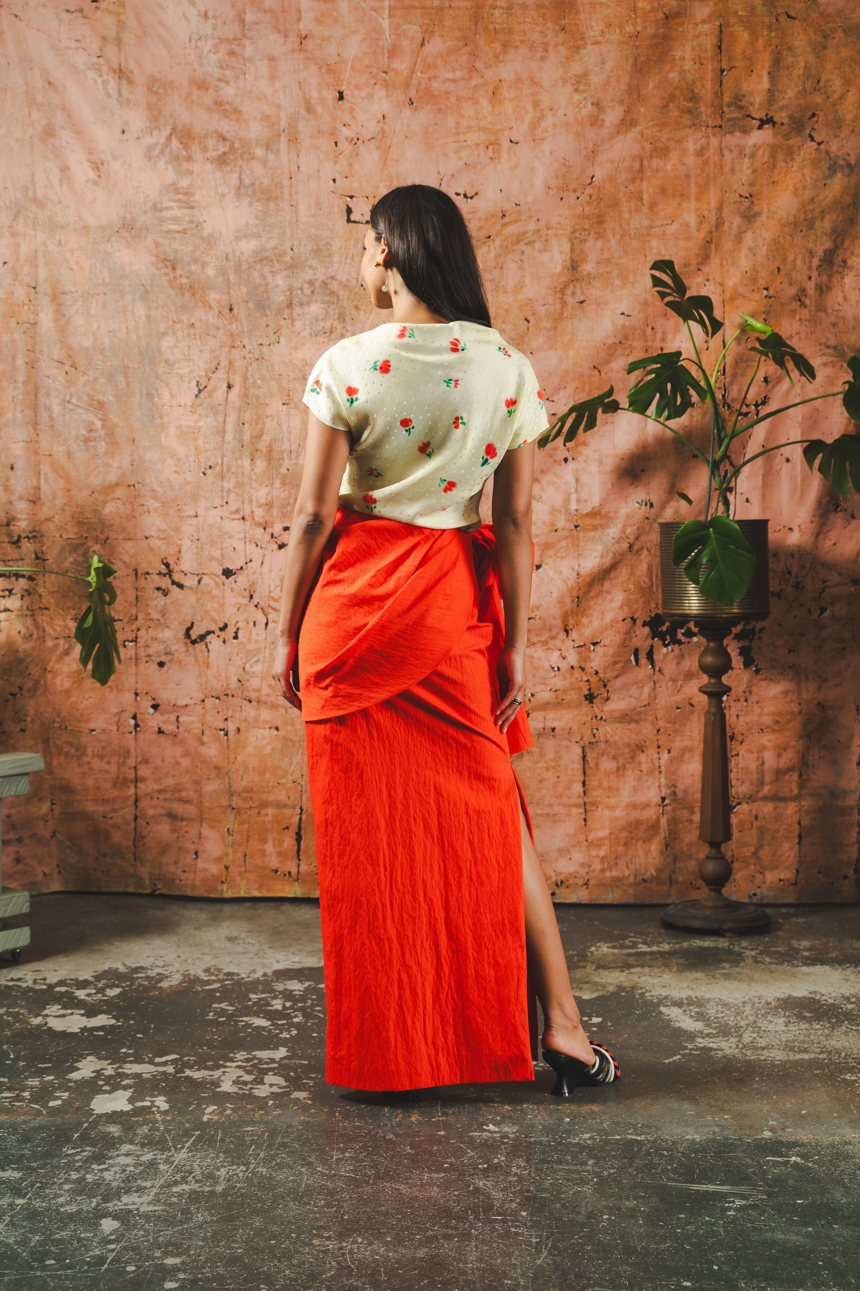 Daily Mood Visual Outfit Hustle & Bustle Skirt