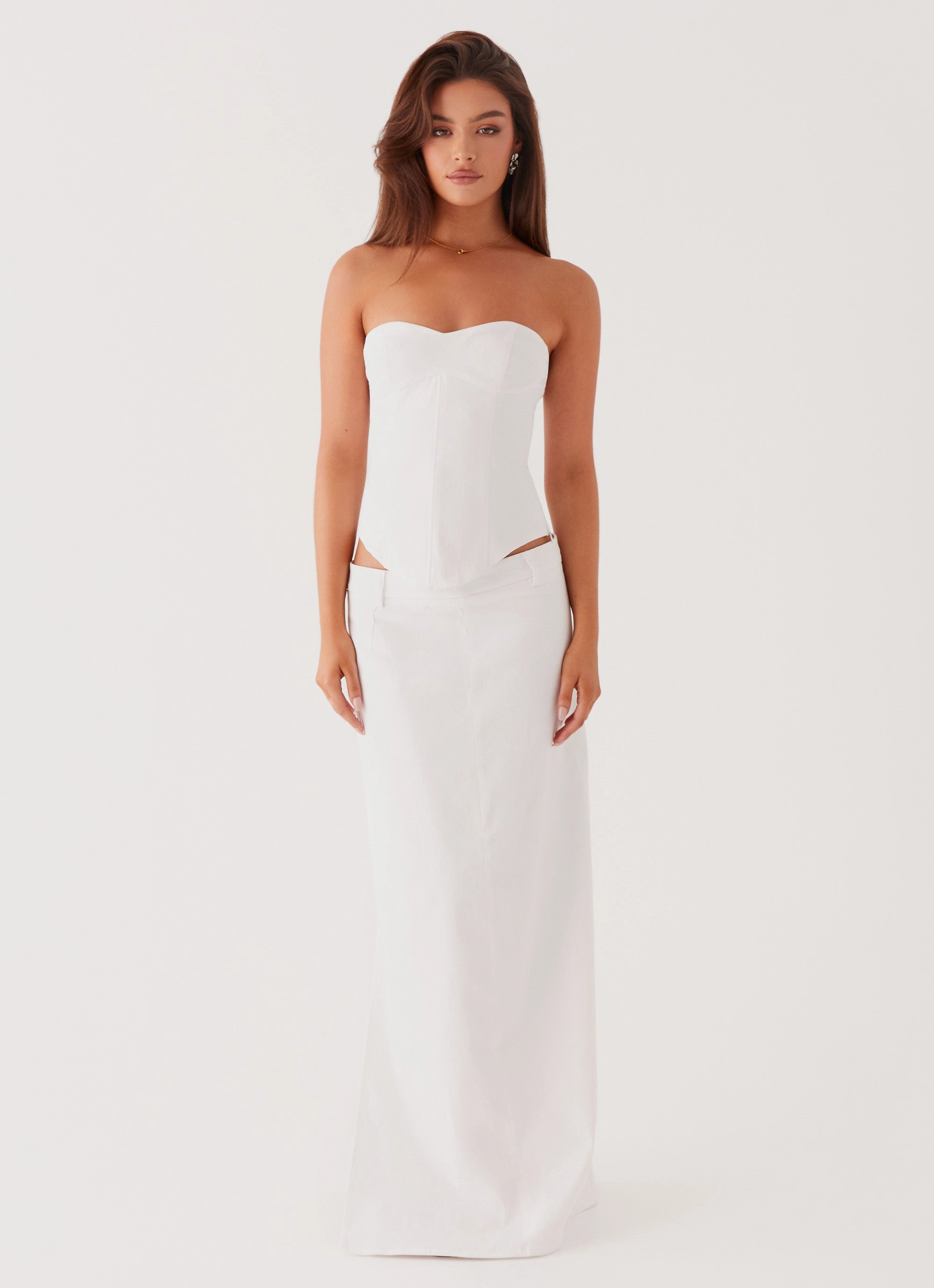 Jaslyn Maxi Skirt - White Cozy Vibes Pure Vibes