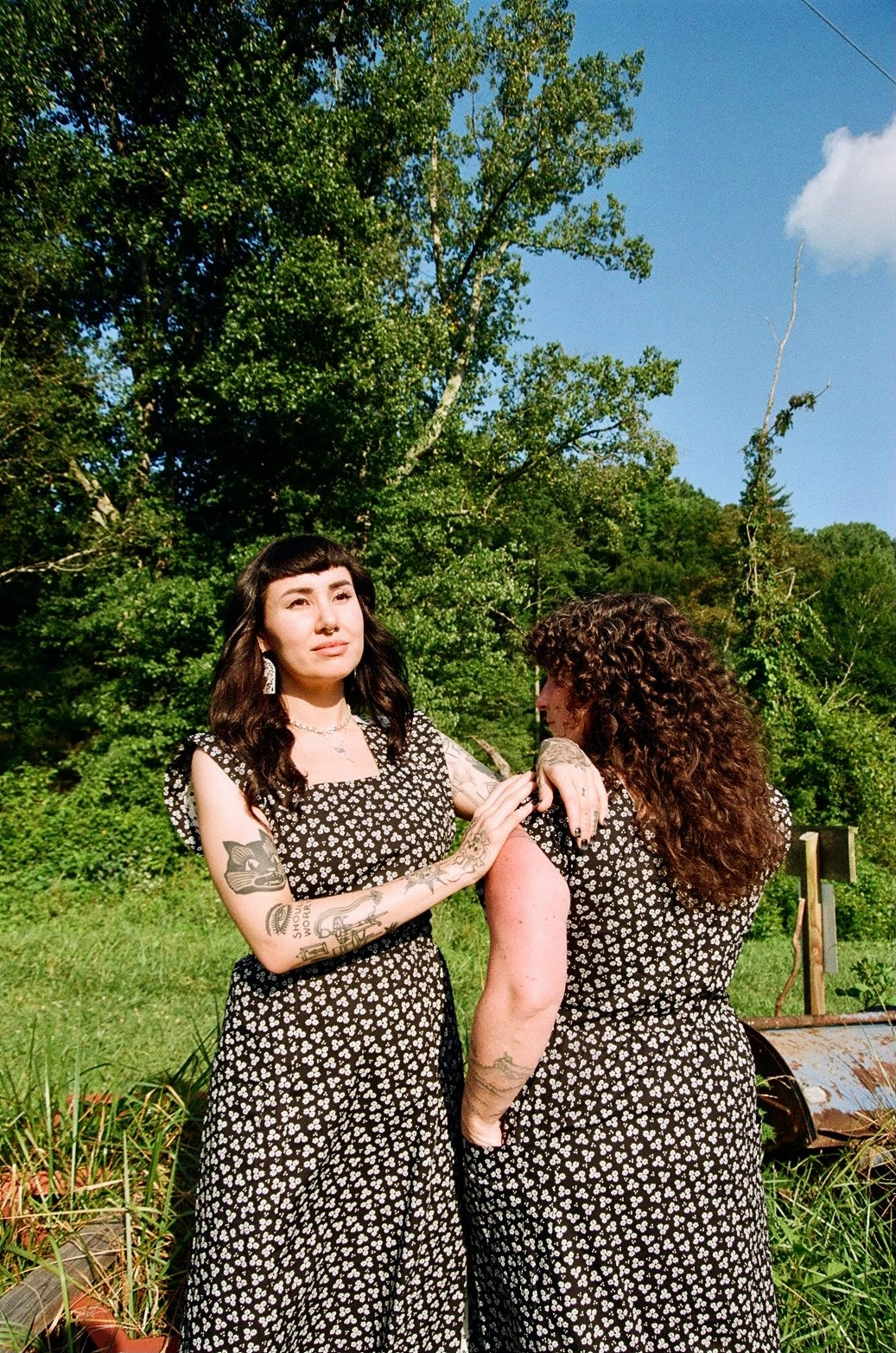 Layered Comfort Wear Ivy Dress in Black & White Flower