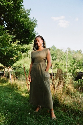 Soft Cut Ivy Dress in Olive Linen
