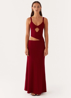 Jocelyn Maxi Dress - Maroon Calm Shine