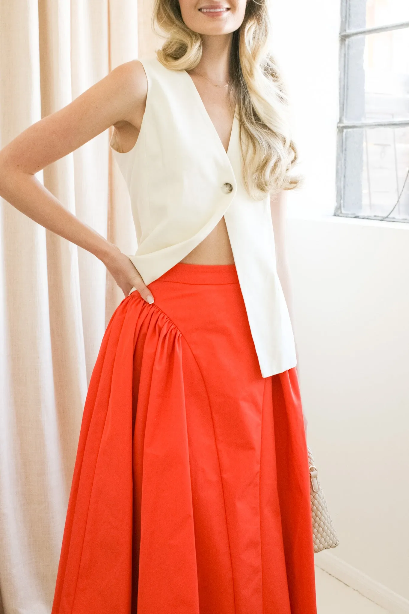 Junie Woven Vest Drop Shoulder Cut Anti Pilling Fabric