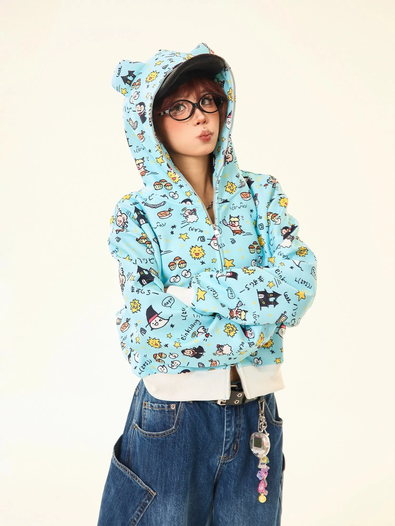 Kawaii Cartoon Bear Hoodie – Cute Full-Zip Hoodie with Adorable Ears & Fun Cartoon Print