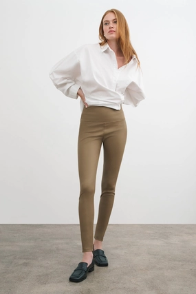 Kaya Leggings Tailored Silhouette Fashionable Style