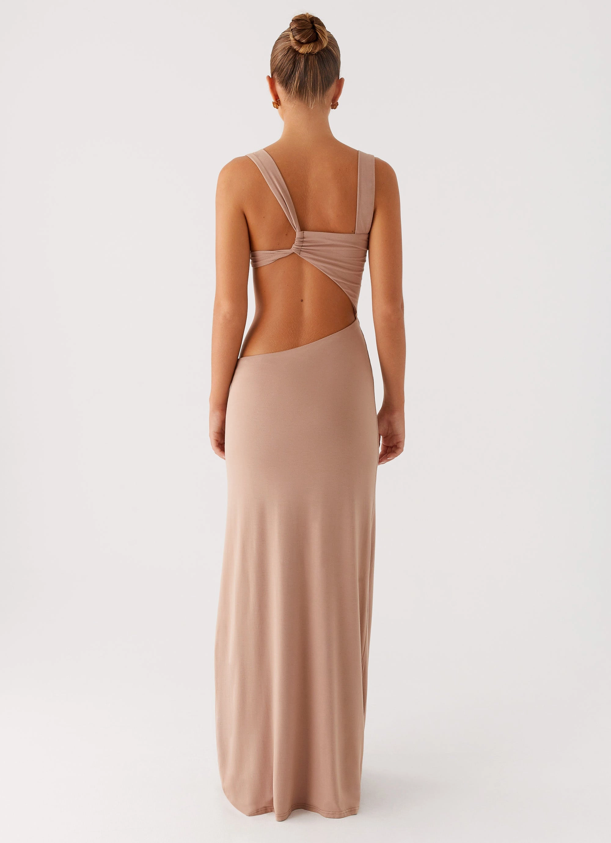 Kika Maxi Dress - Beige Tailored Comfort Formal Outfit