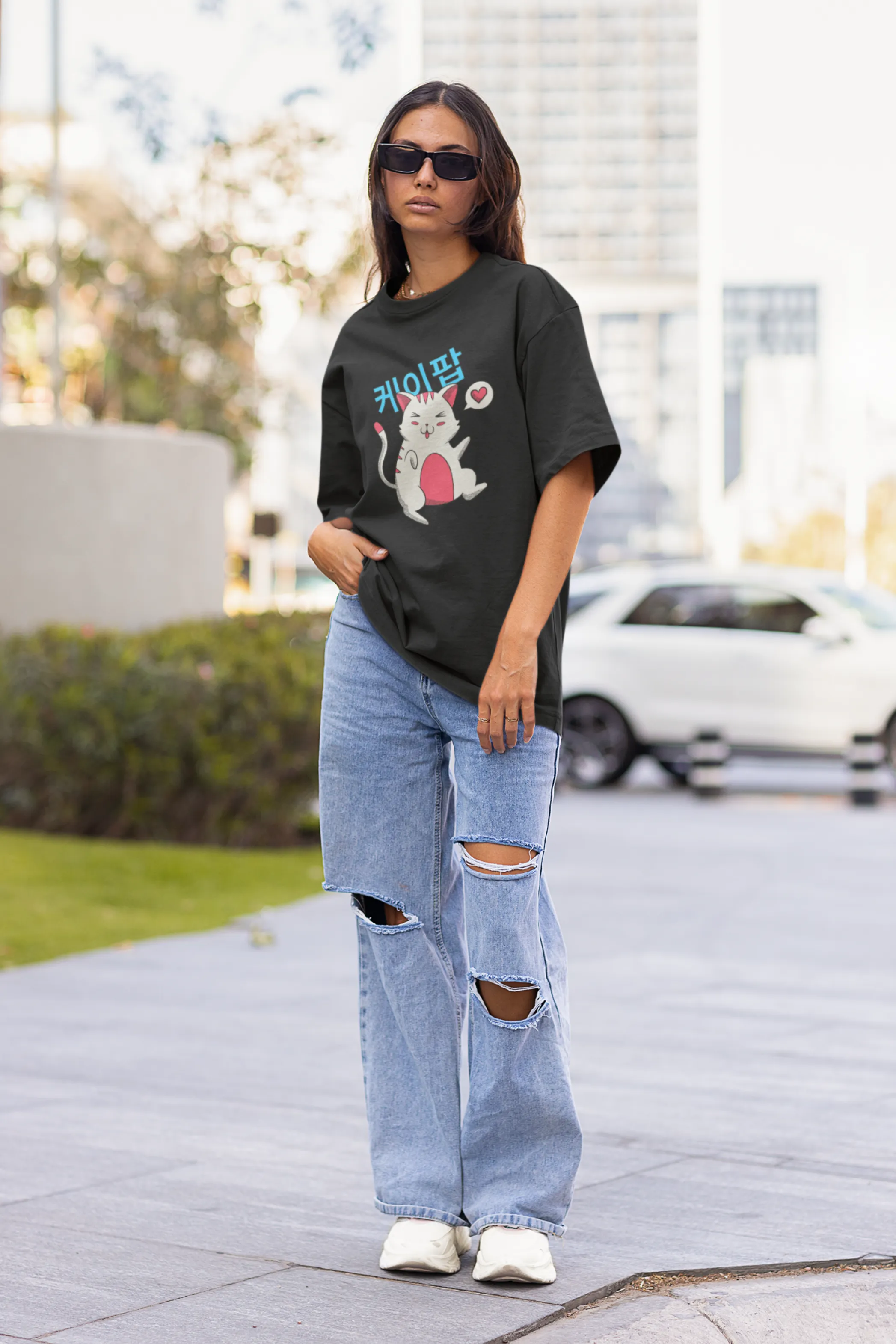 Korean Pop Cat Black Printed Oversized T-shirt for women