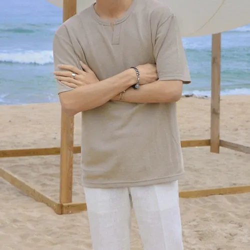[Korean Style] 2 Colors Casual V-neck T-shirts