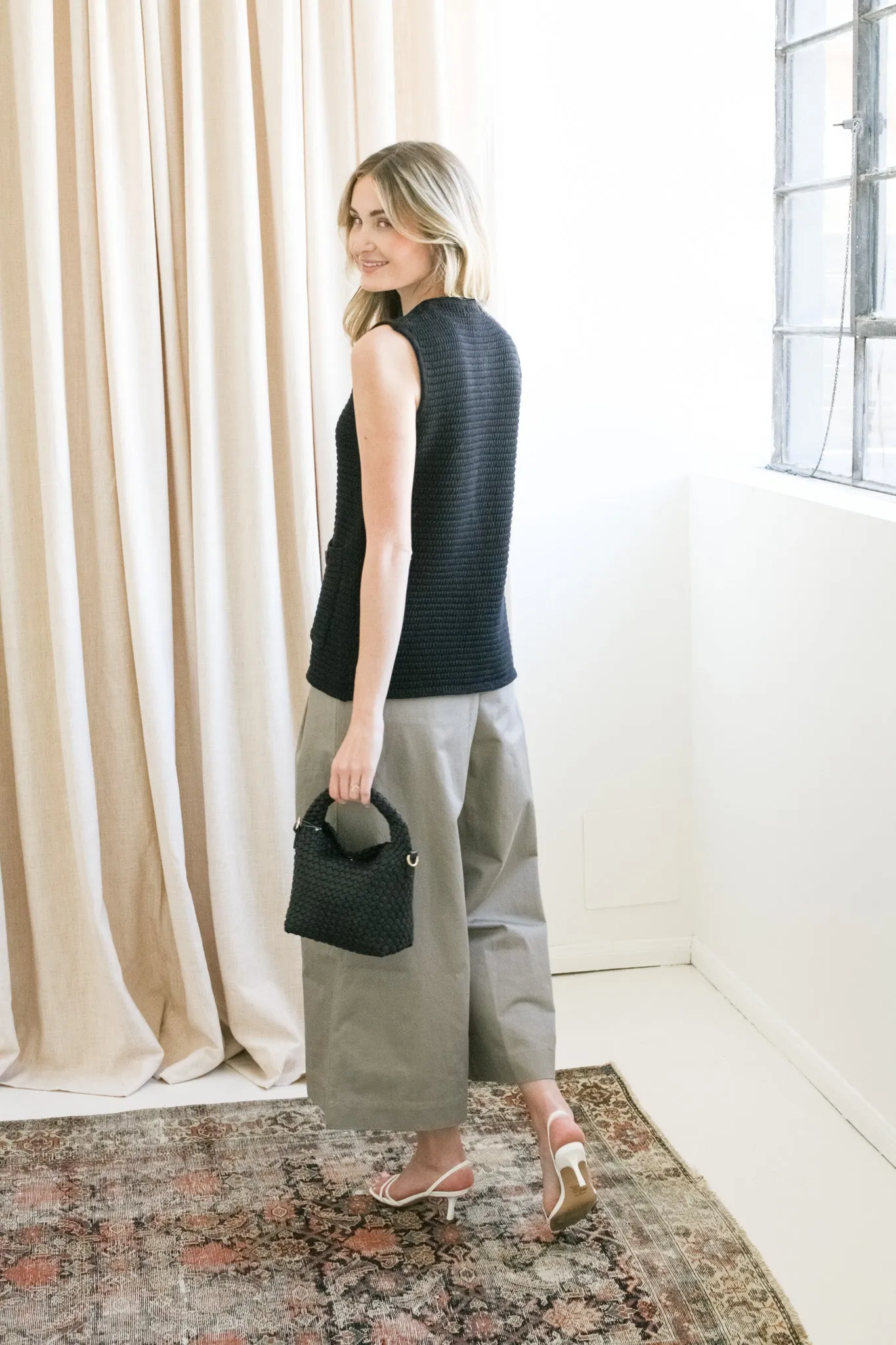 Stretch Material Kylie Knit Vest - Black
