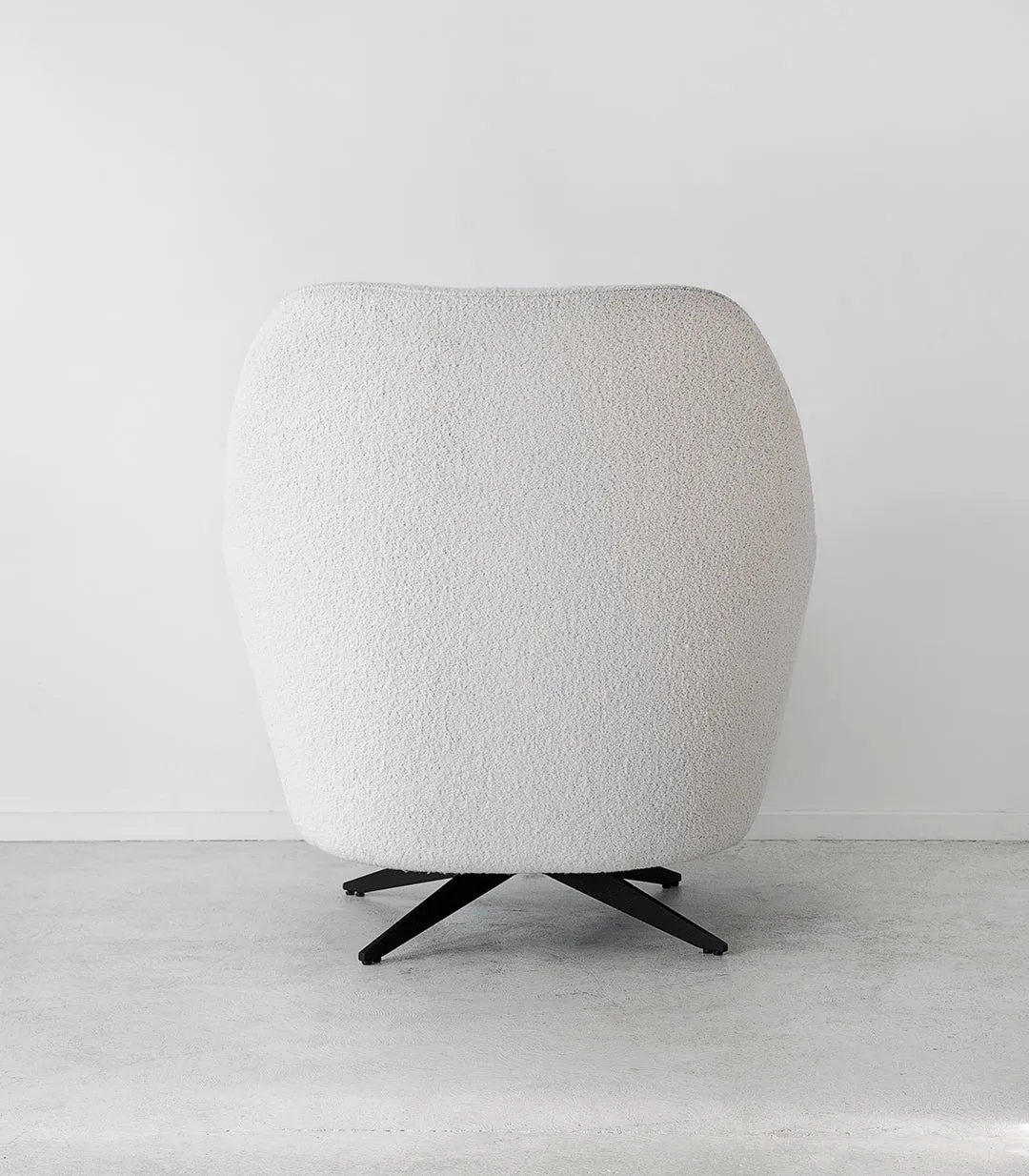 L A Swivel Chair / Grande Boucle Fabric