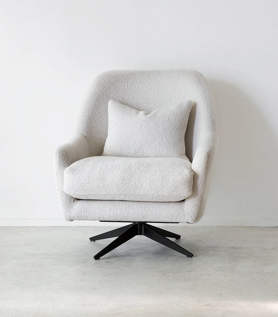 L A Swivel Chair / Grande Boucle Fabric