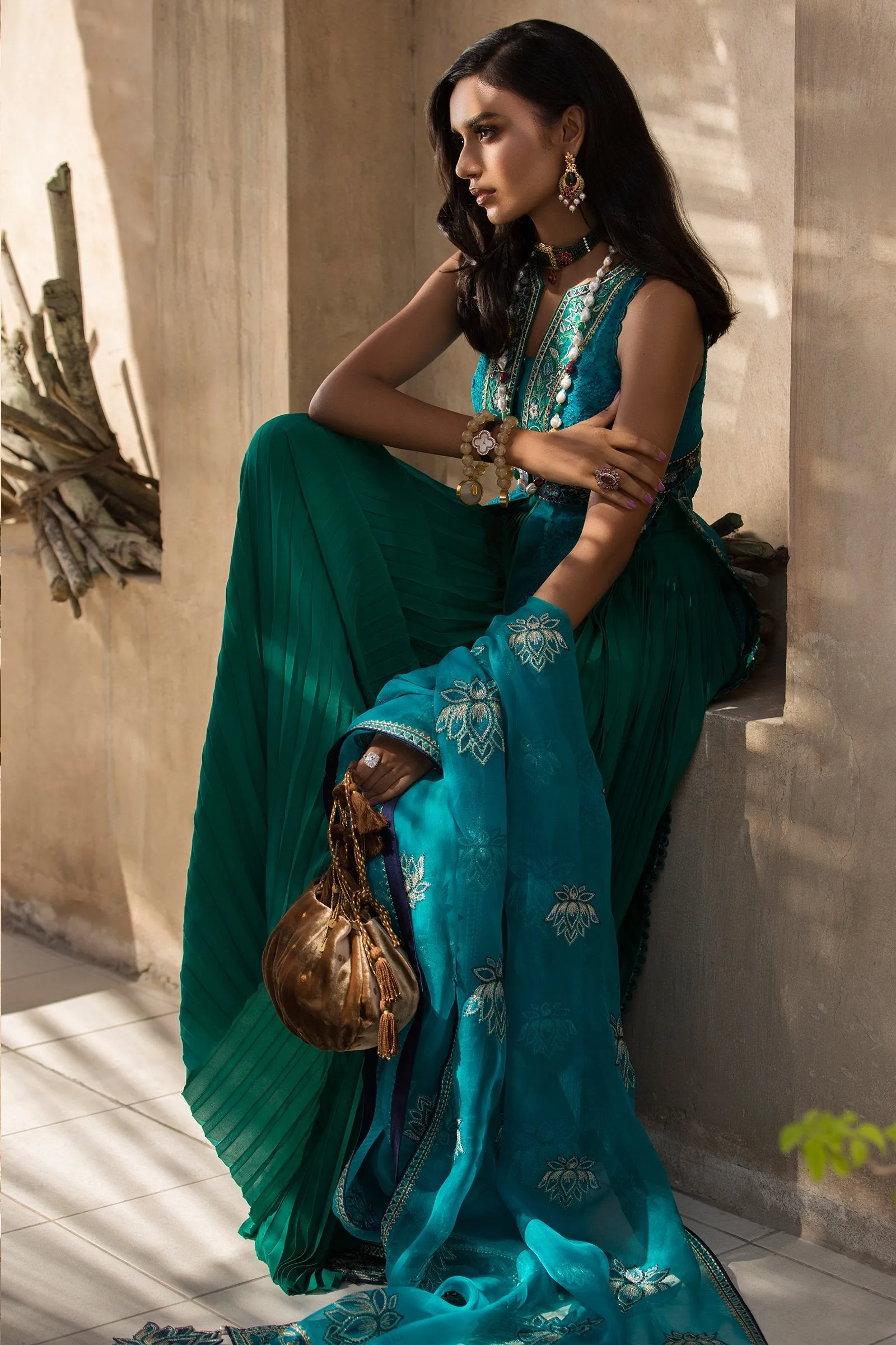 Élan Luxury Festive Collection 2019 – EF-08 (KAVEH)
