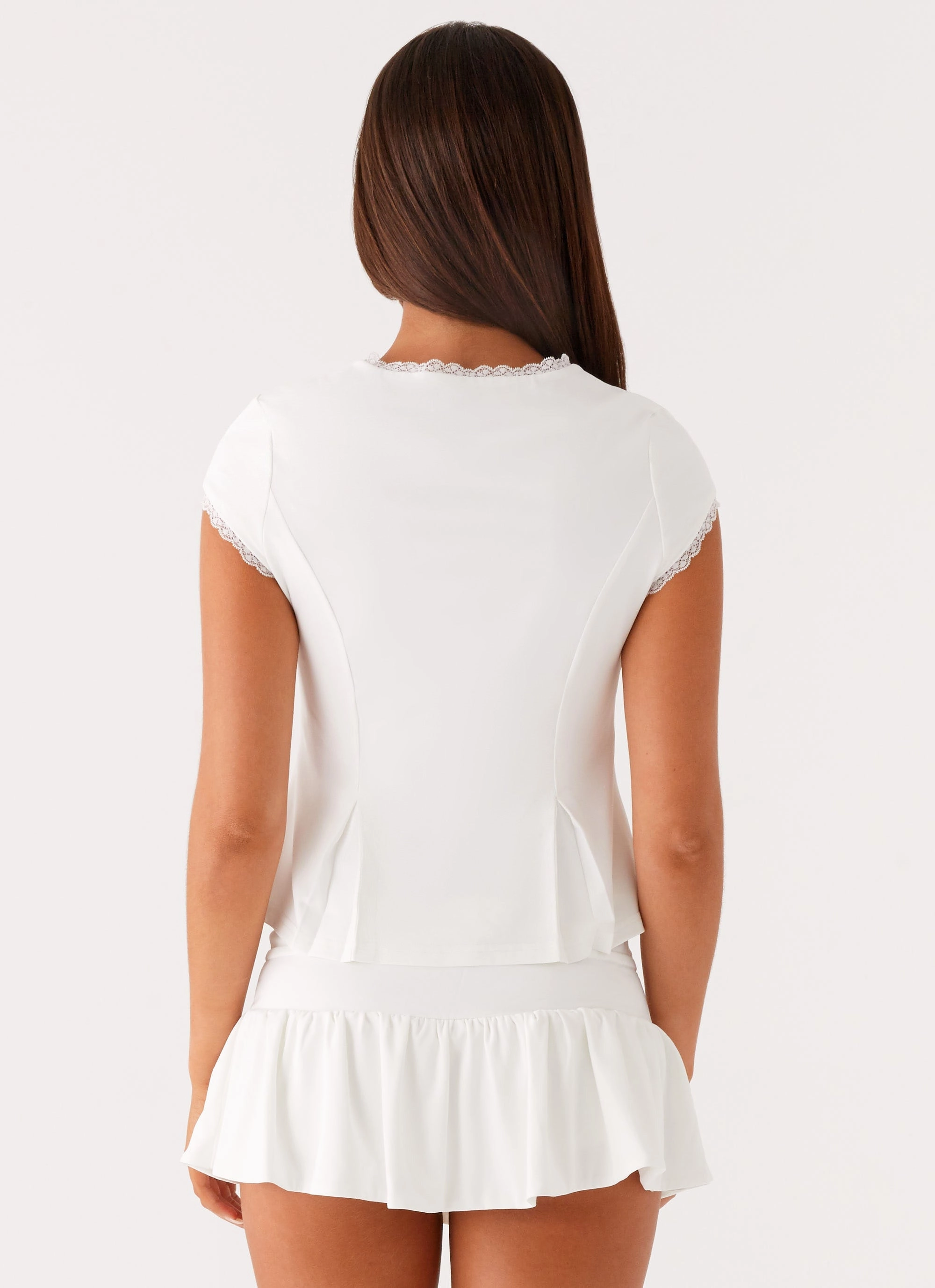 Travel Ease Adjustable Fastening Landon Mini Skort - White