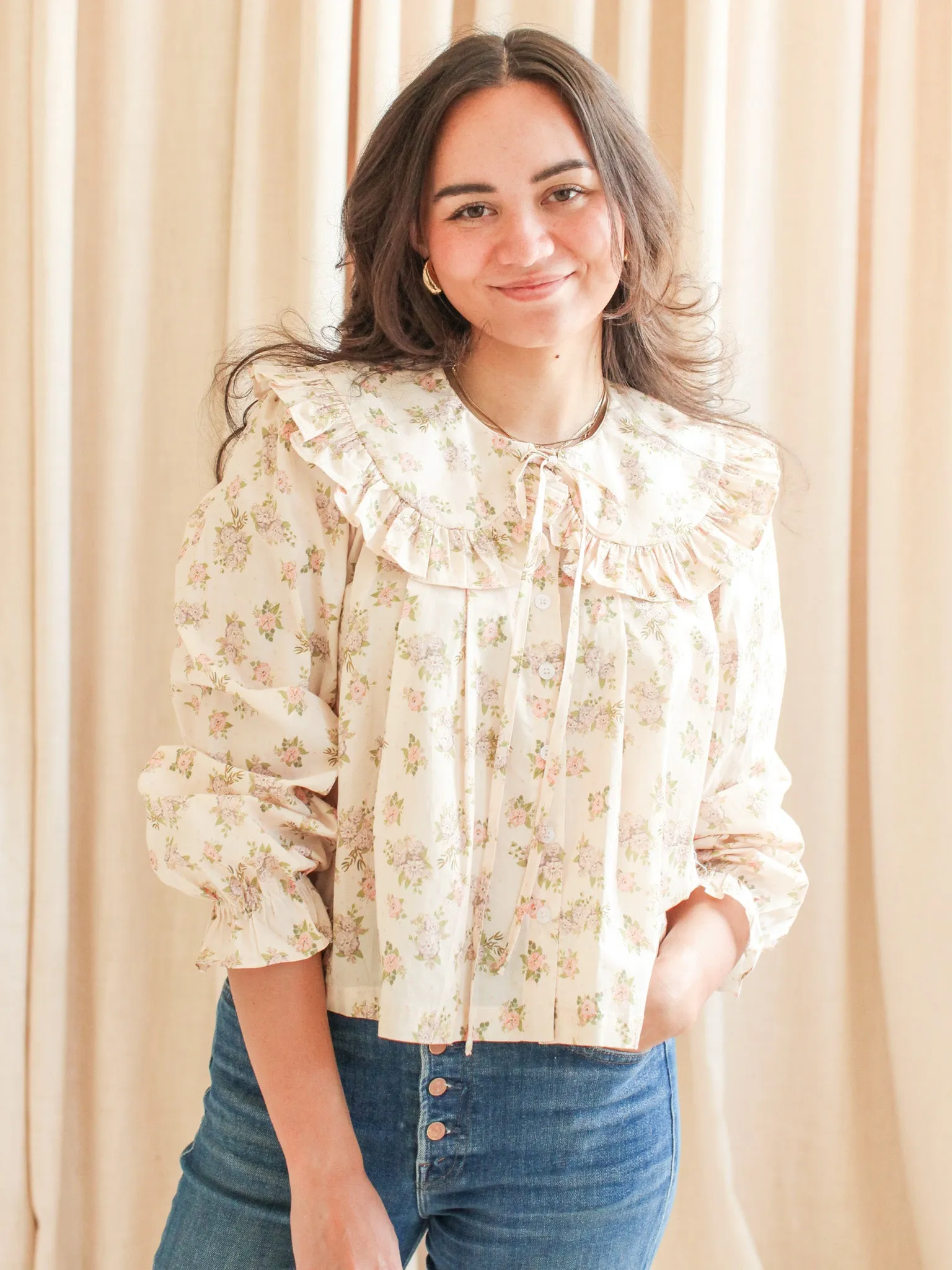 Lauren Ruffle Collar Blouse Adjustable Hemline