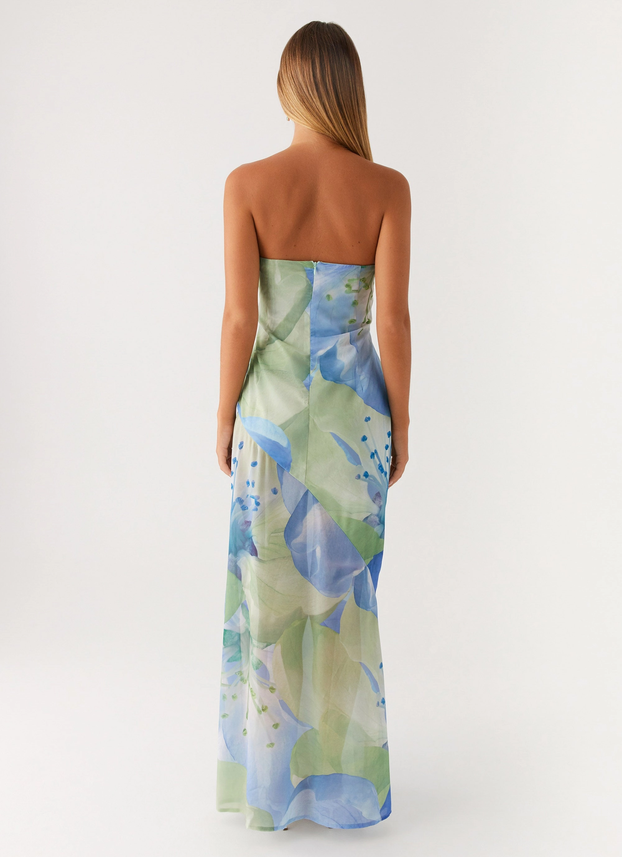 Cozy and Comfortable Lawson Maxi Dress - Flower Print