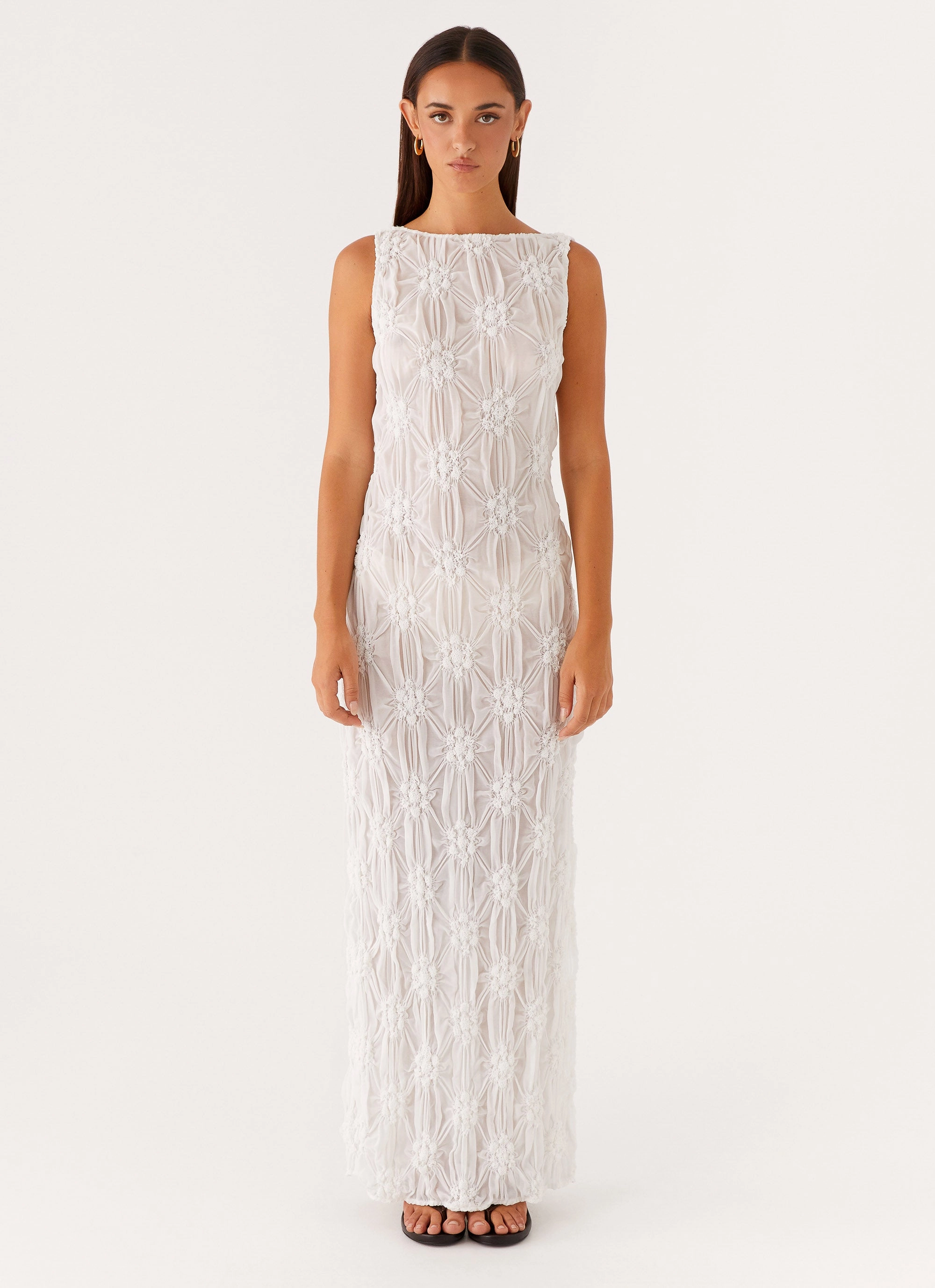 Edgy Twist Machine-washable Briar Backless Maxi Dress - Ivory