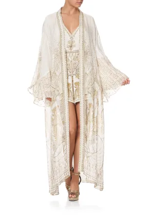 LAYERING ROBE WITH CONTRAST SLEEVE THE QUEENS CHAMBER