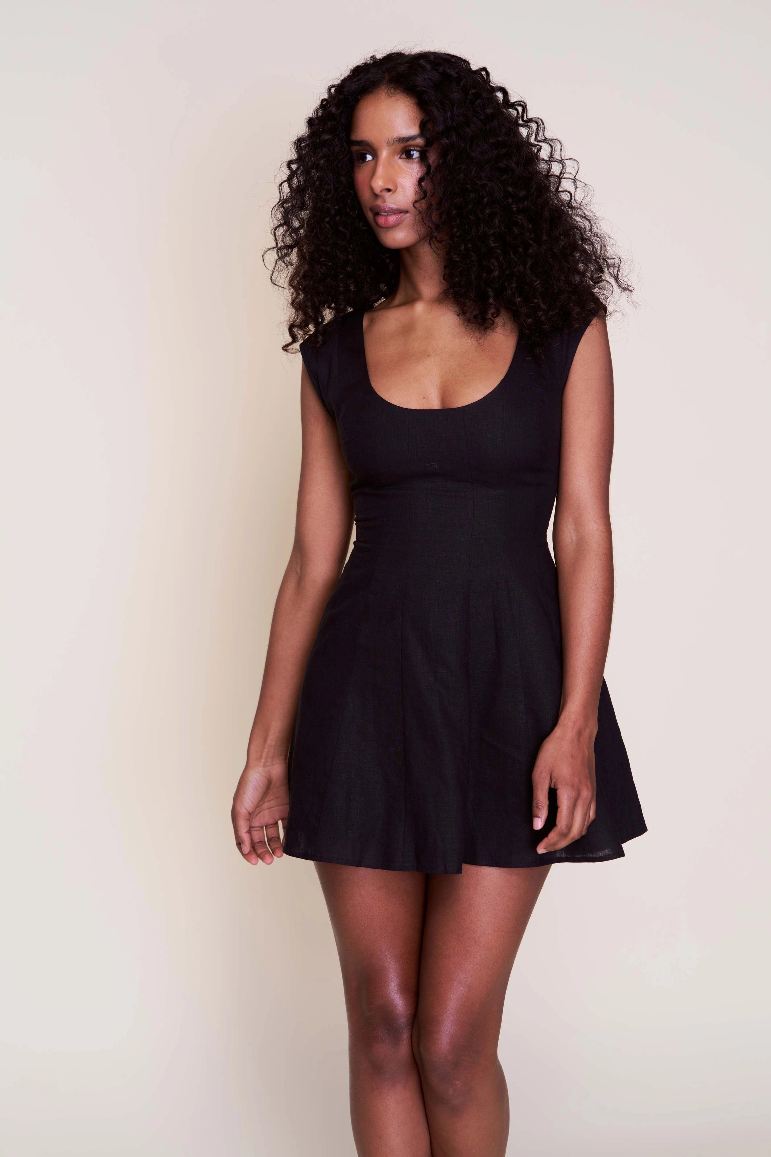 Date Nightwear Side-Pocket Leila Mini Dress