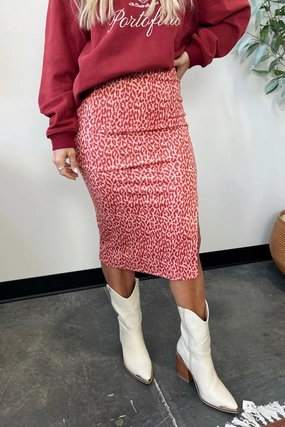 Holiday Travel Neat Finish Tamed Beauty Midi Skirt