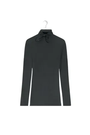 WrinkleResistant Cloth Foulard Top in Coal