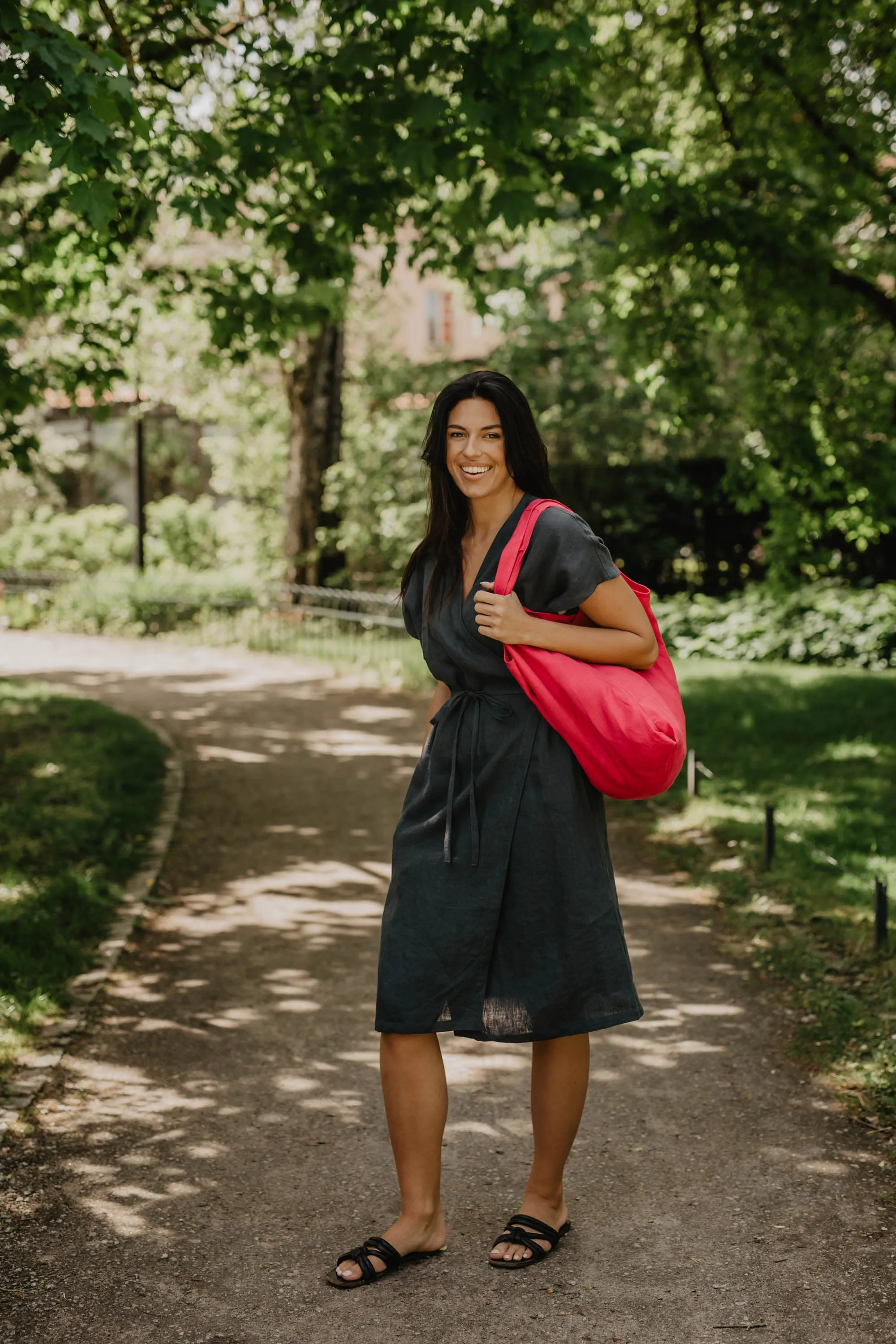 Linen tote bag