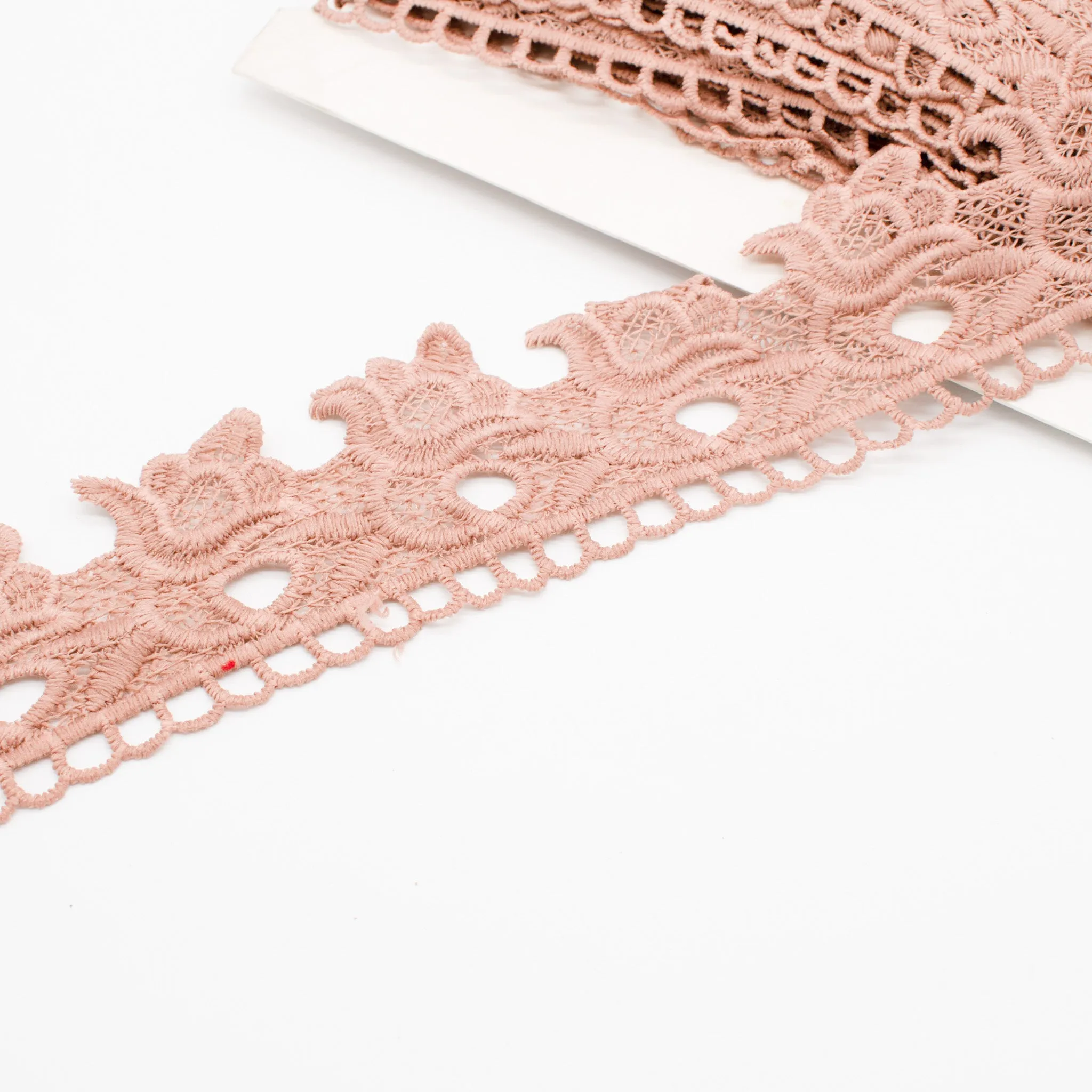 Lotus Guipure Lace Trim 6cm