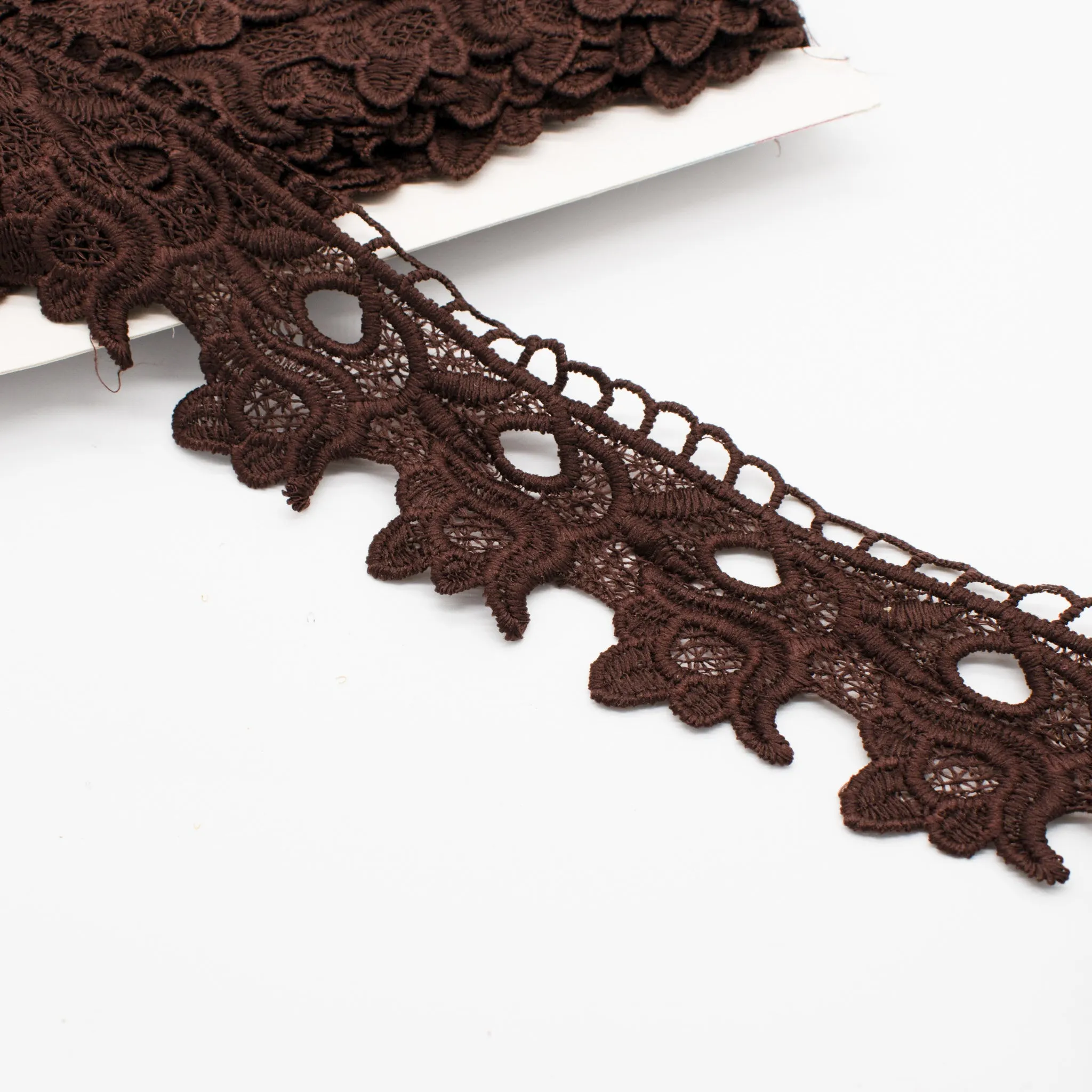 Lotus Guipure Lace Trim 6cm