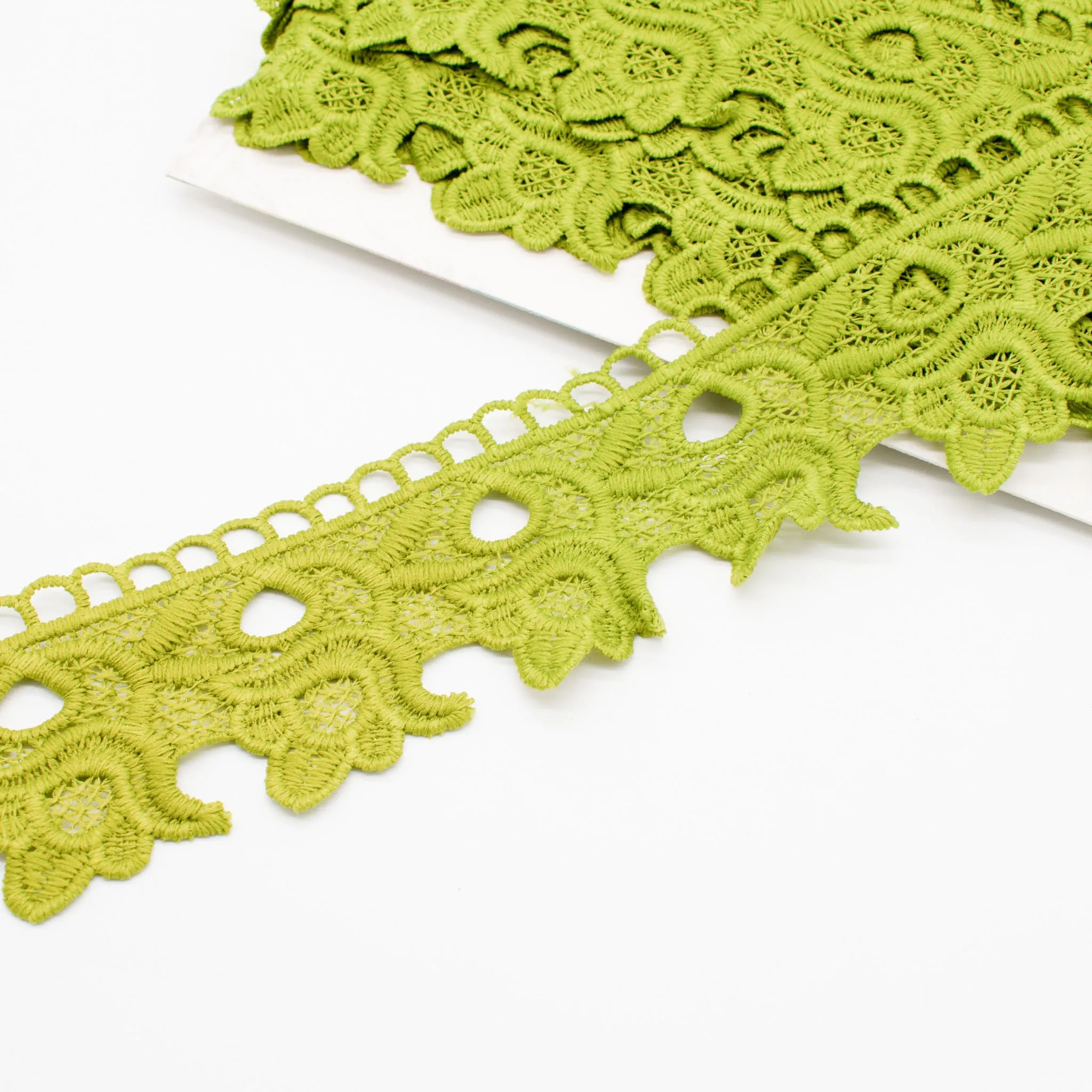 Lotus Guipure Lace Trim 6cm