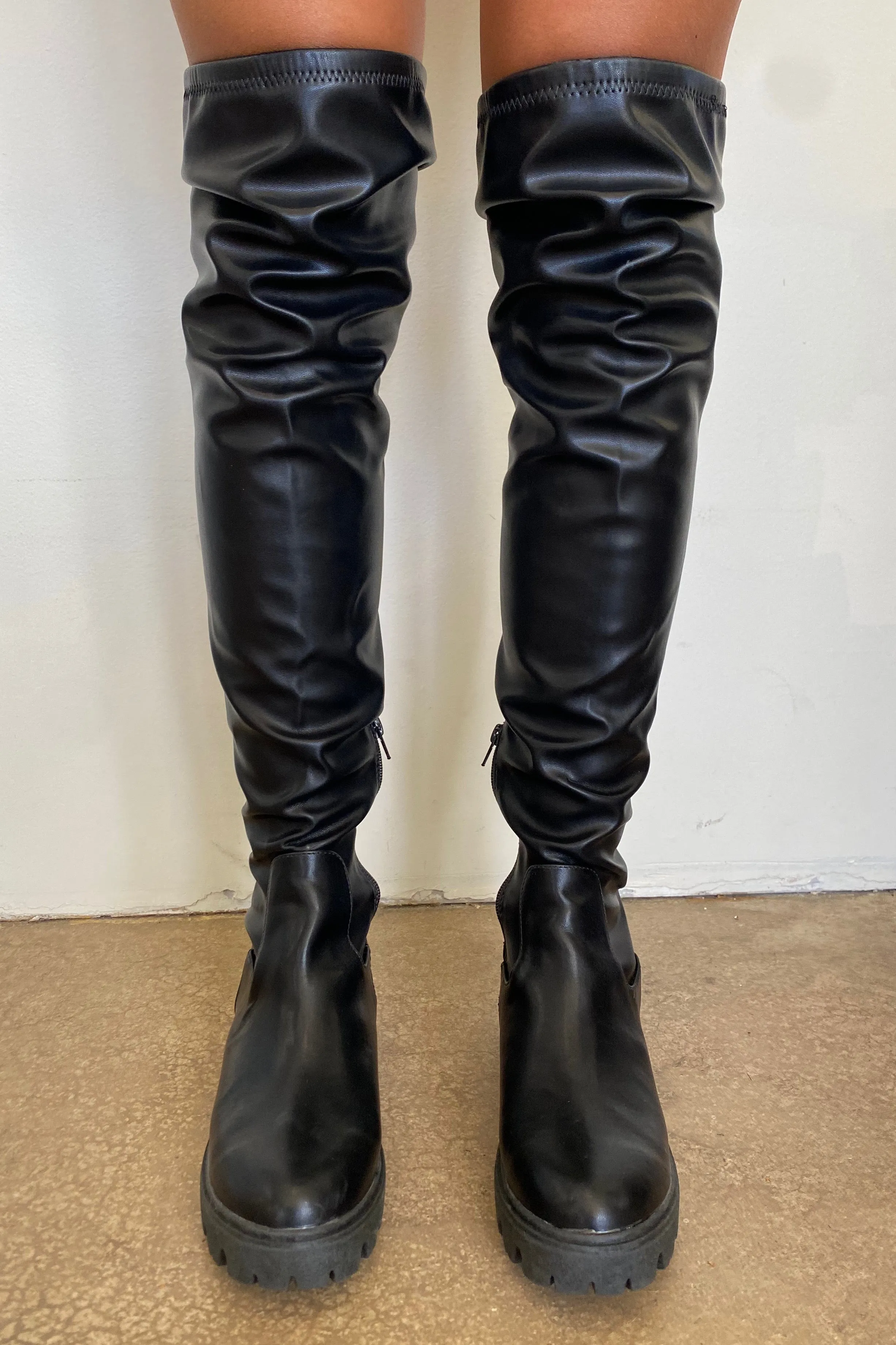 Anti Pill Surface AntiOdor Cool Girl Chelsea Knee High Boots