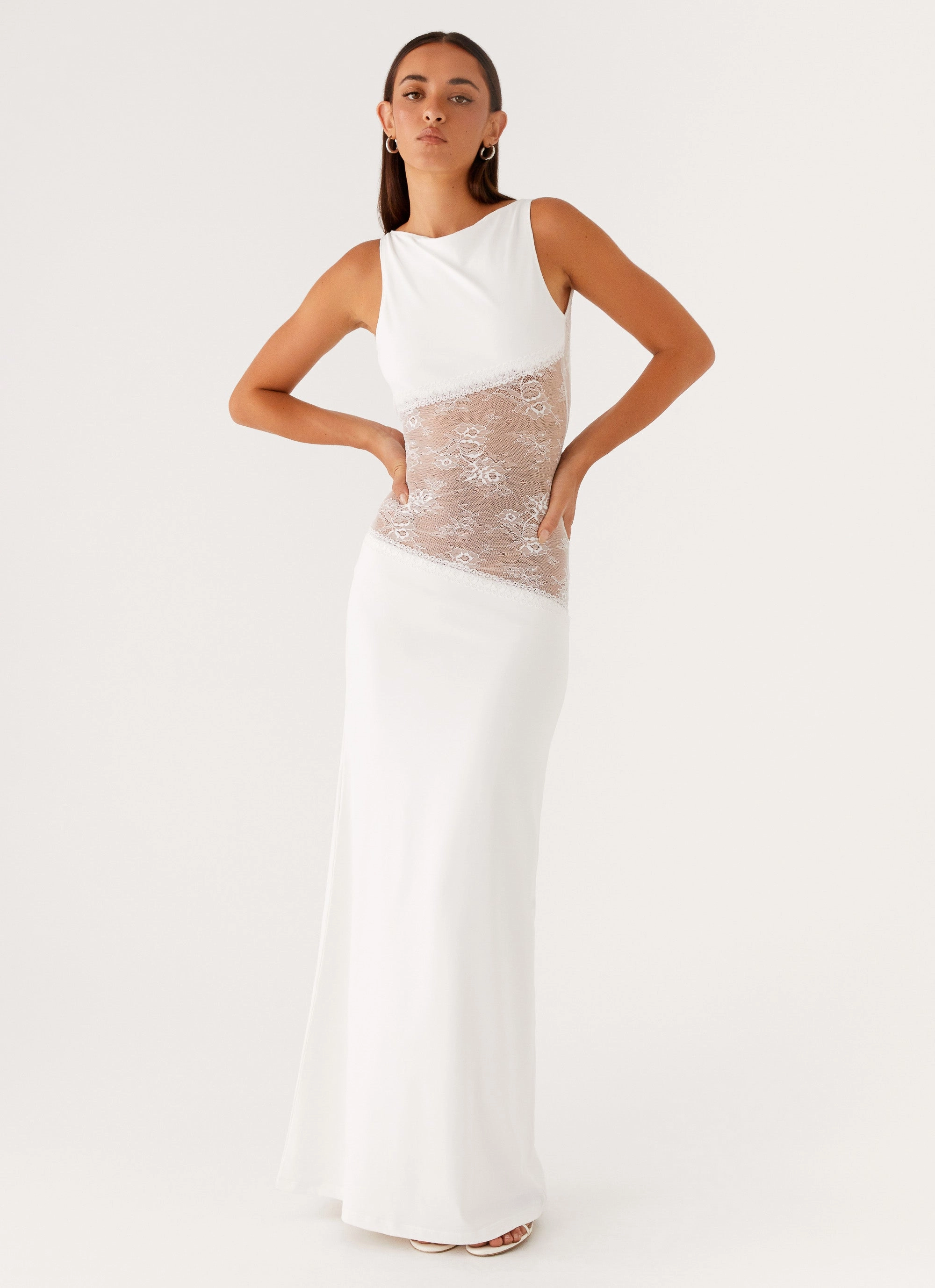 Lucinda Maxi Dress - White Comfy Detail DeepPocketStyle