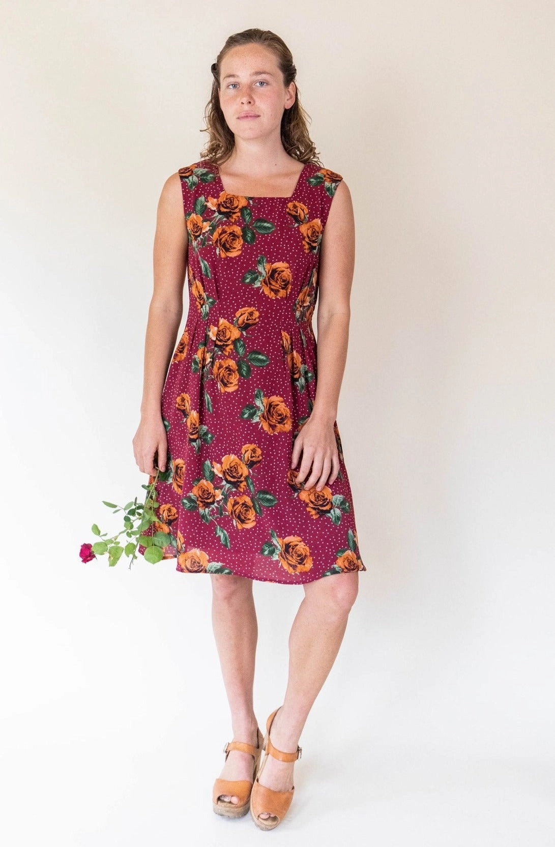 Pleiades Dress in Red Rose Dot Pure Fit