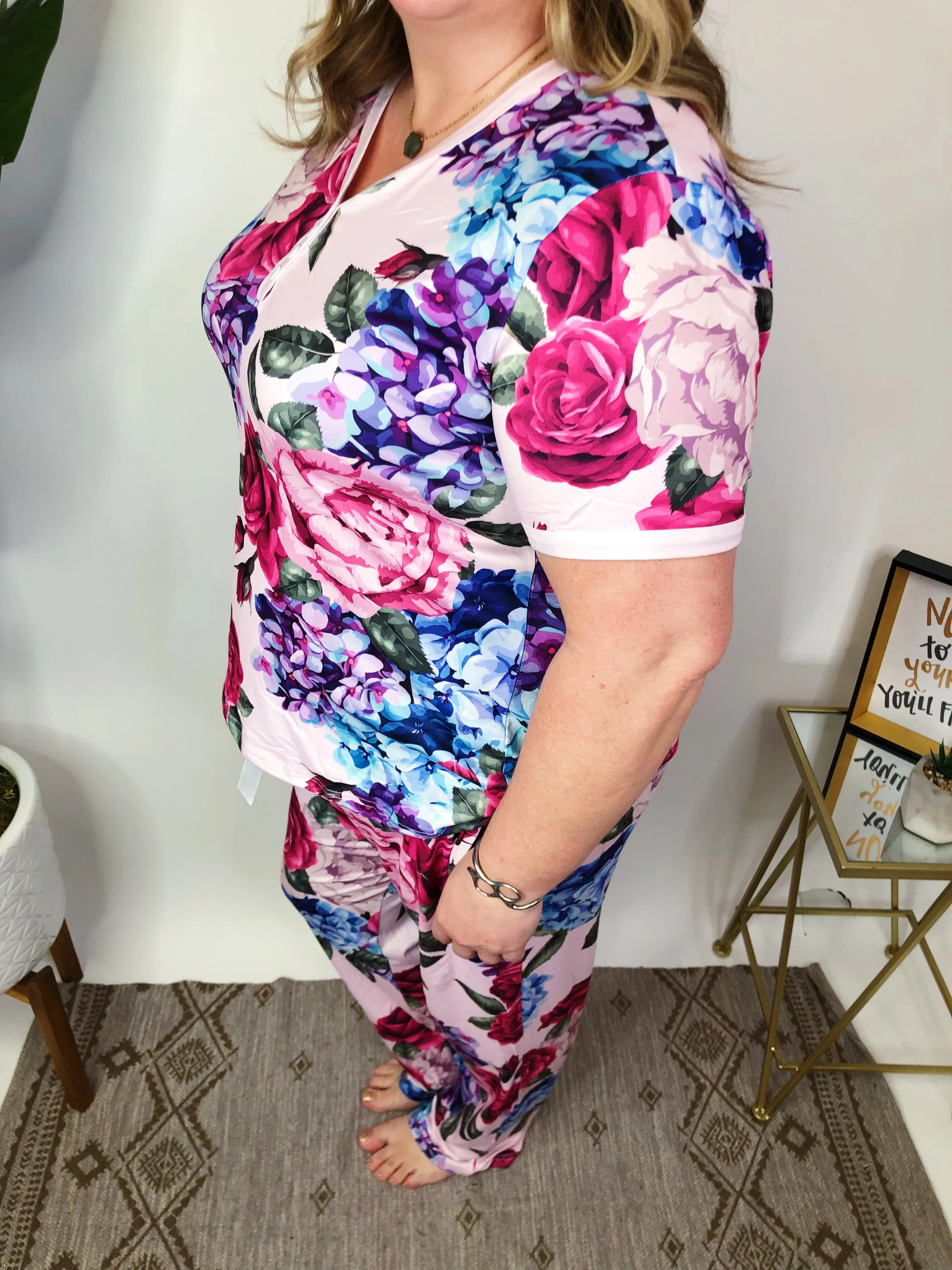 #M580 Bright Flowers Pajamas