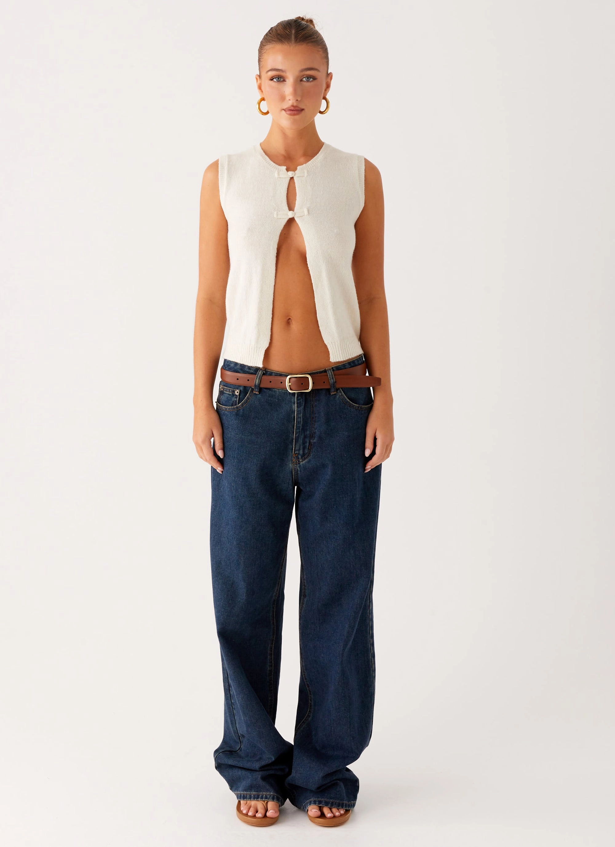 Maali Knit Top - White Erasable Surface Coating Sporty Design
