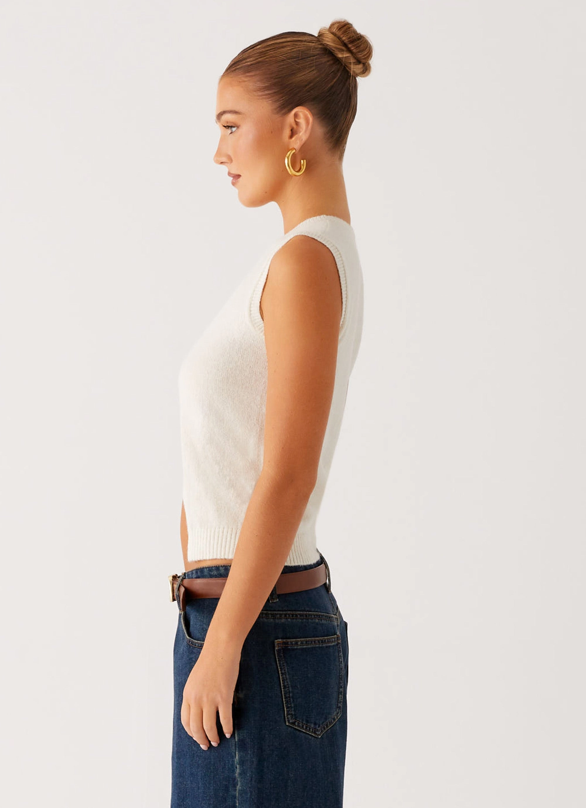 Maali Knit Top - White Ethical production