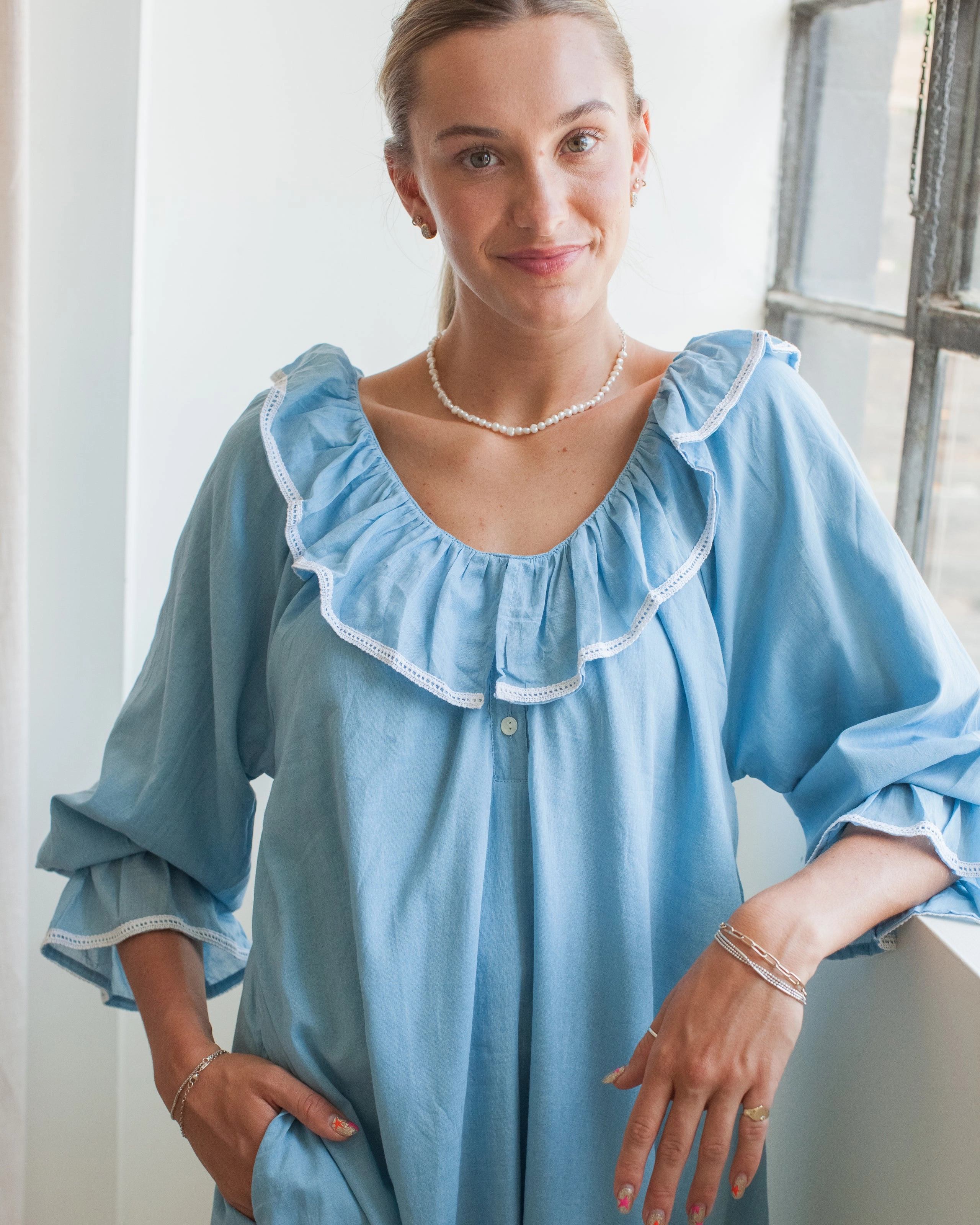 Maison de Fr??d??ric Bennet House Dress- Sky Velvet-Edge