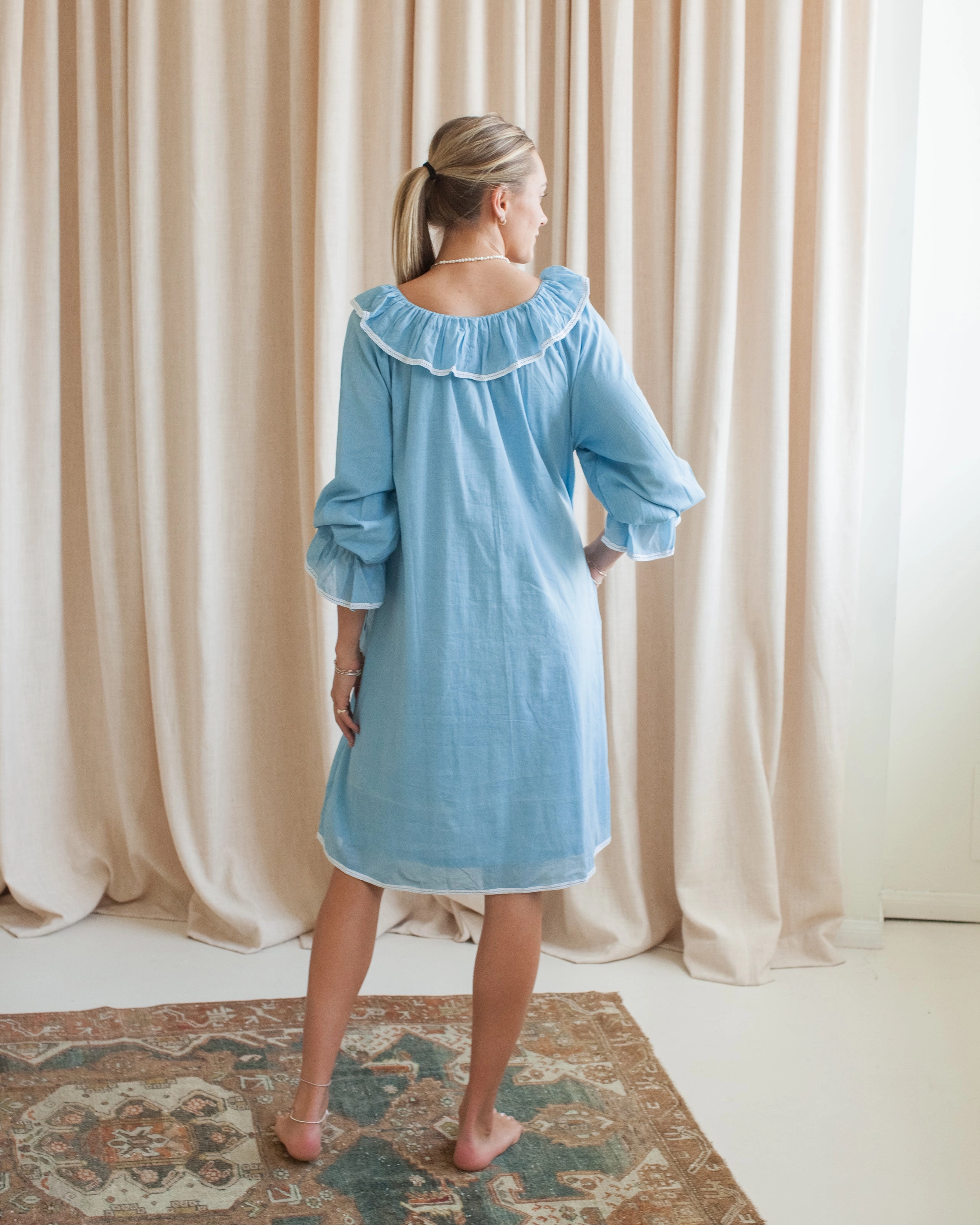 Maison de Fr??d??ric Bennet House Dress- Sky Flexible Layers
