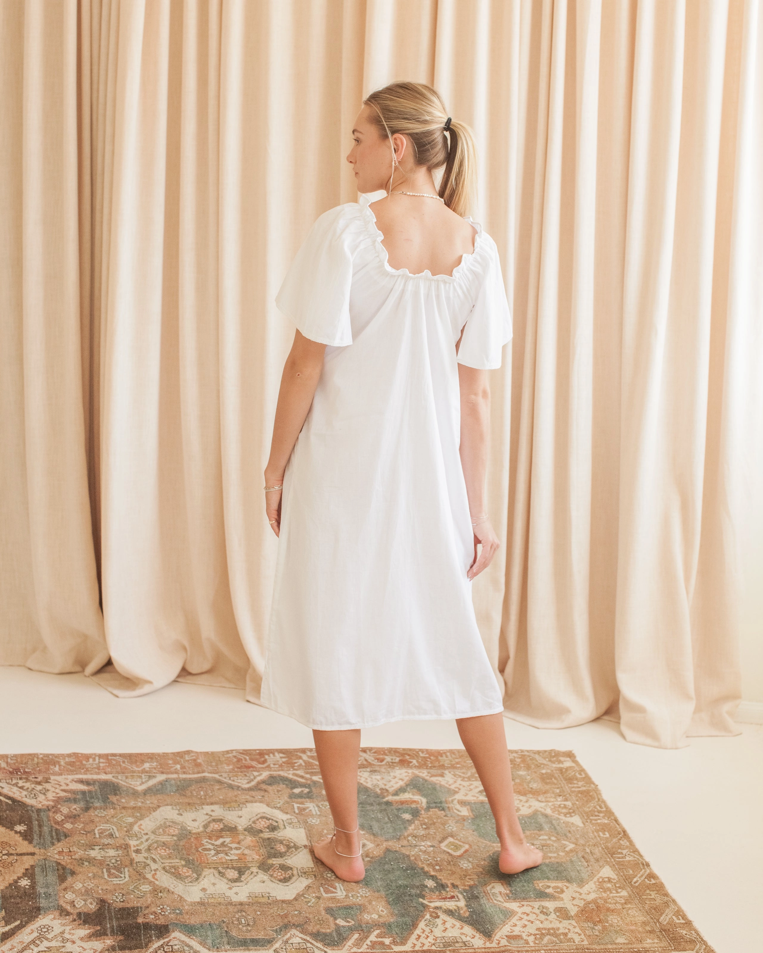Fashionable And Functional Dreamy Motion Maison de Fr??d??ric Wendy House Dress- White