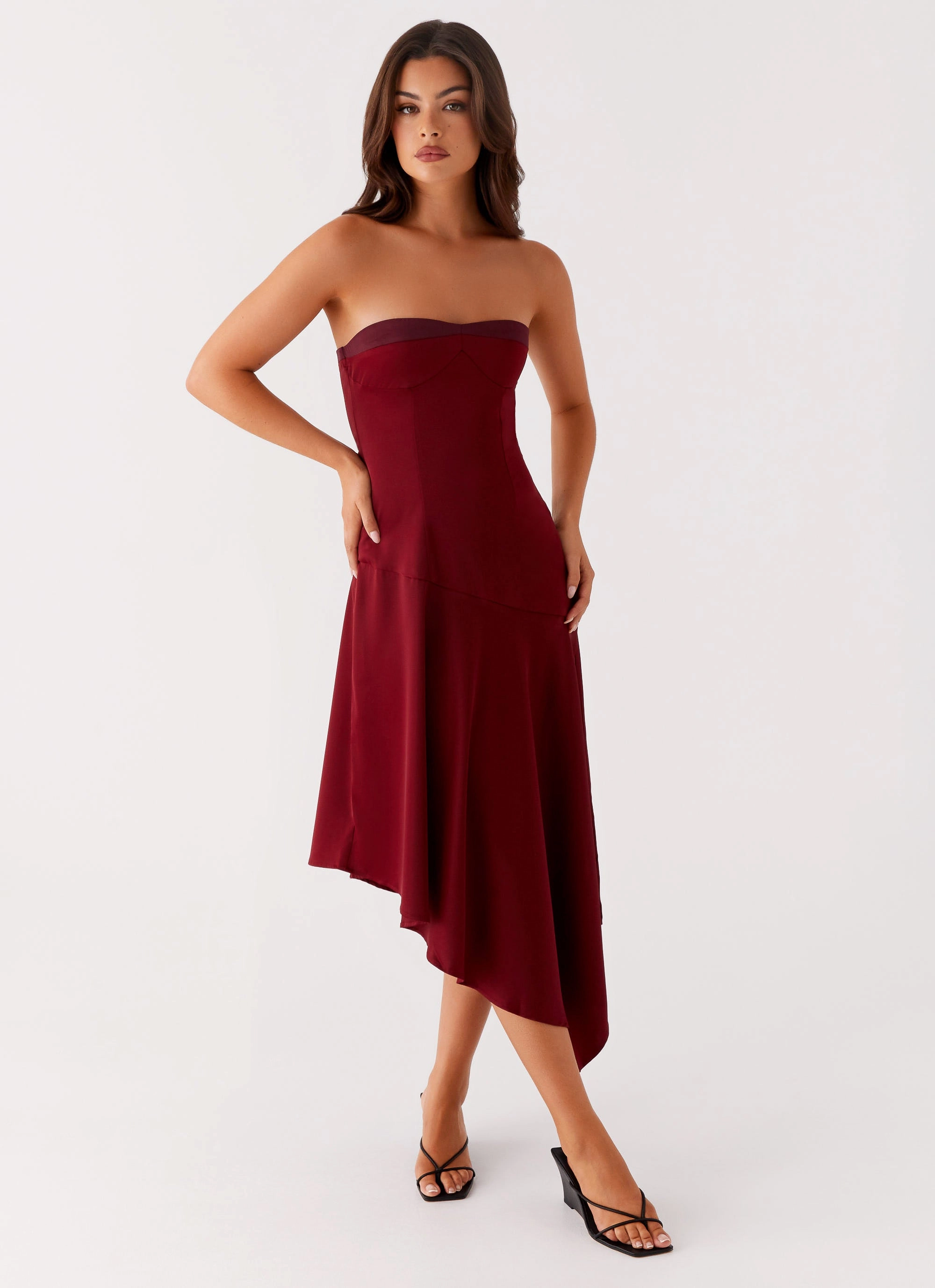 Matisse Midi Dress - Red Stretchable Dainty Finish