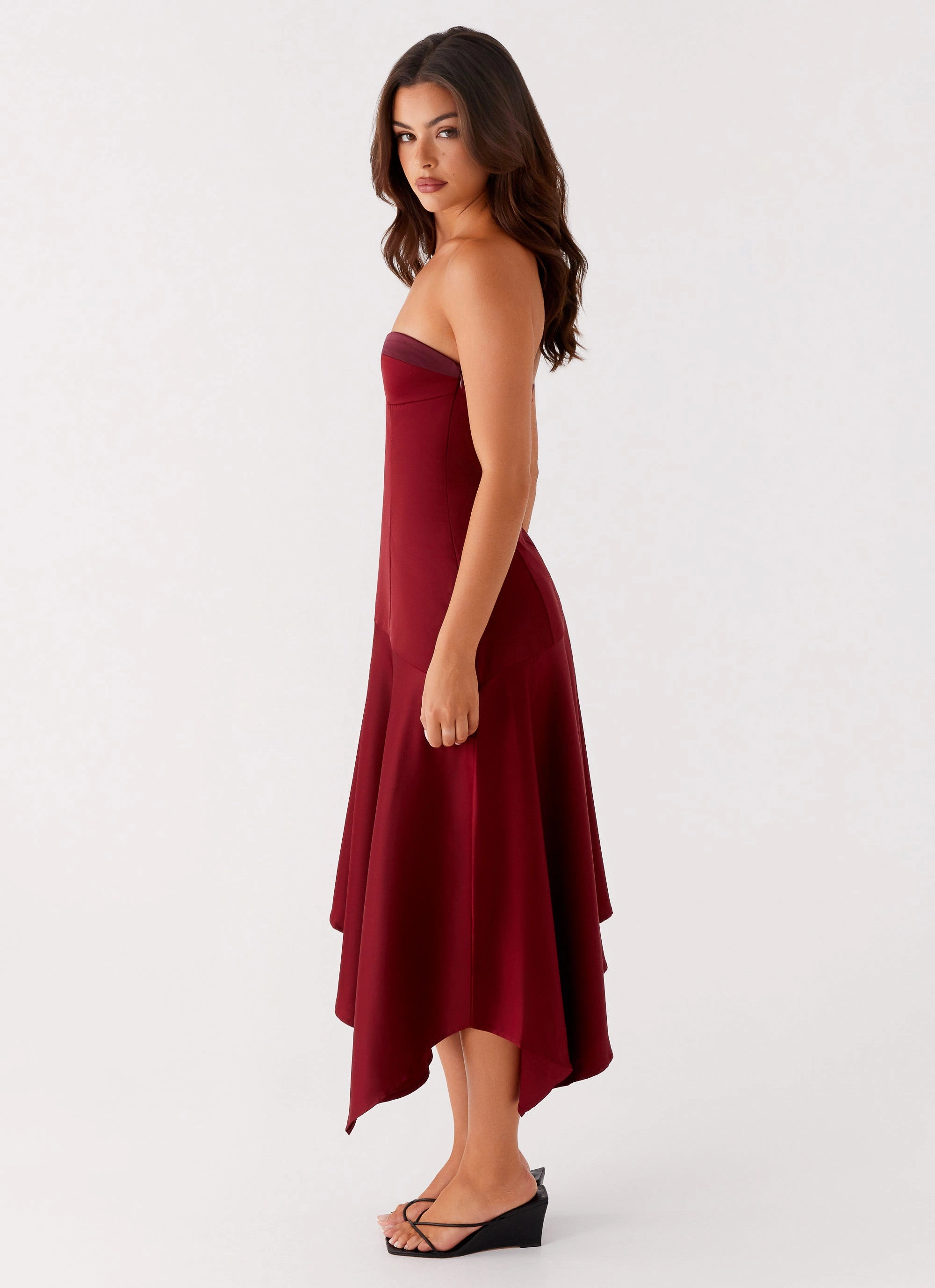 Timeless fitted silhouette Matisse Midi Dress - Red