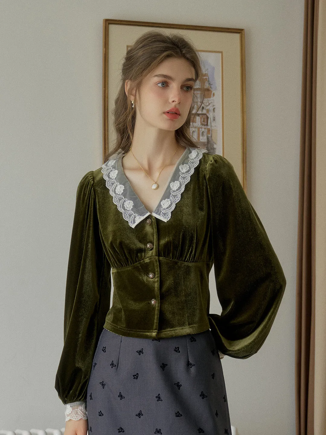 Flatlock Seam Technology Megan Contrast Lace Lapel Cuffs Lace Splicing Velvet Blouse - Green