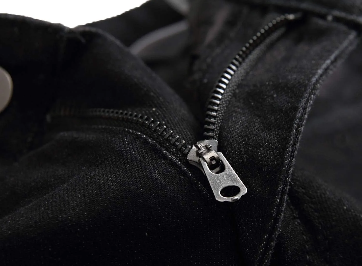 Men's Slim-fit Stretch Denim Jeans Featuring a Ripped Stretch Regular Pants