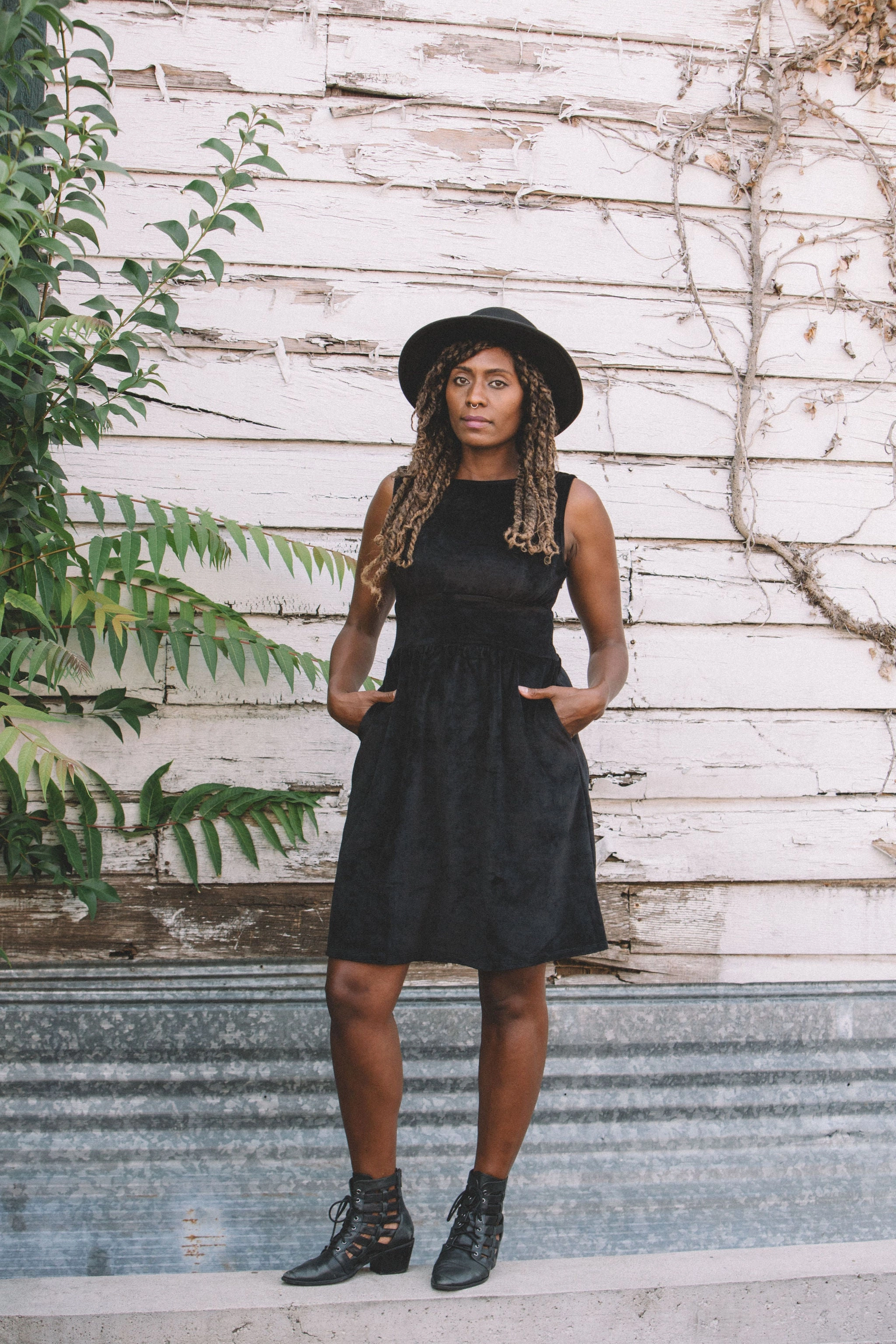 Mere Dress in Black Ribbed Velvet Light Weight Fitted Base