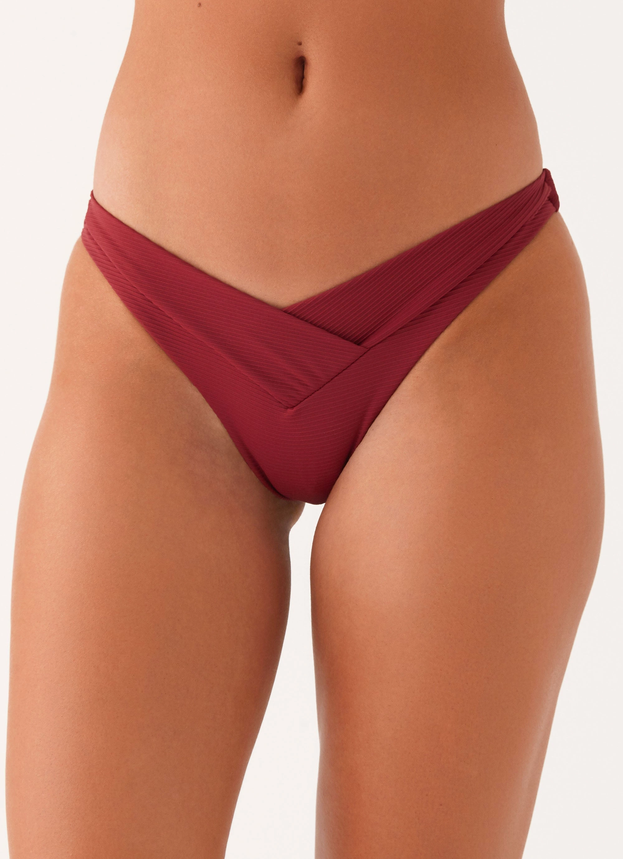Fitness Vacation Swimwear Delta Bikini Bottoms - Mulberry