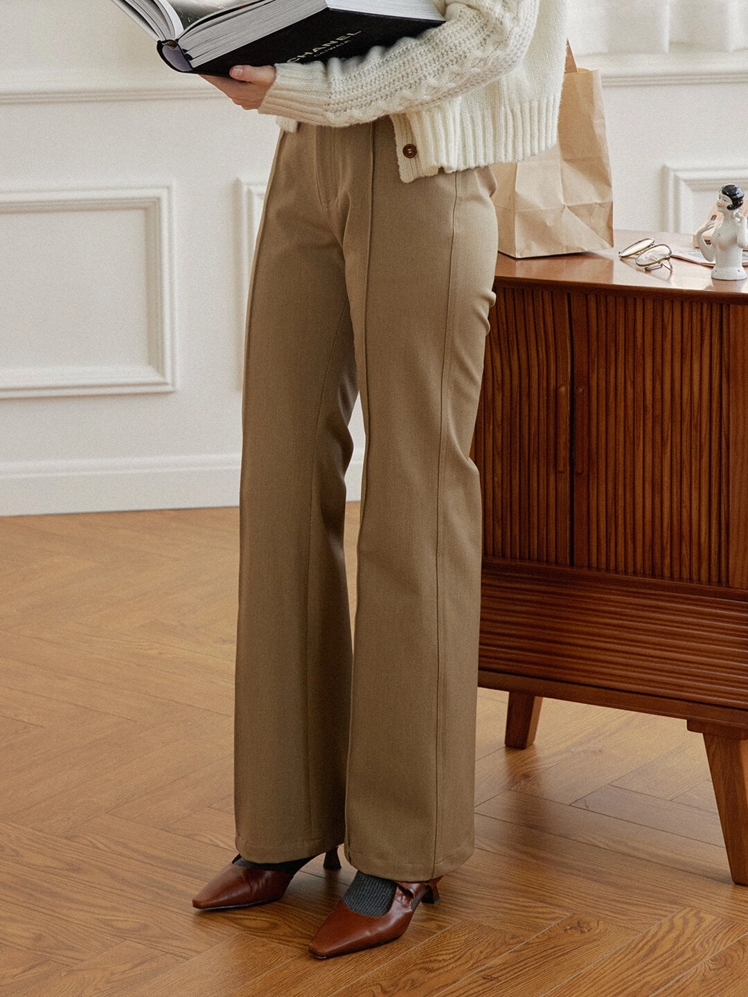 Teresa Khaki Flared Trousers Clean Style