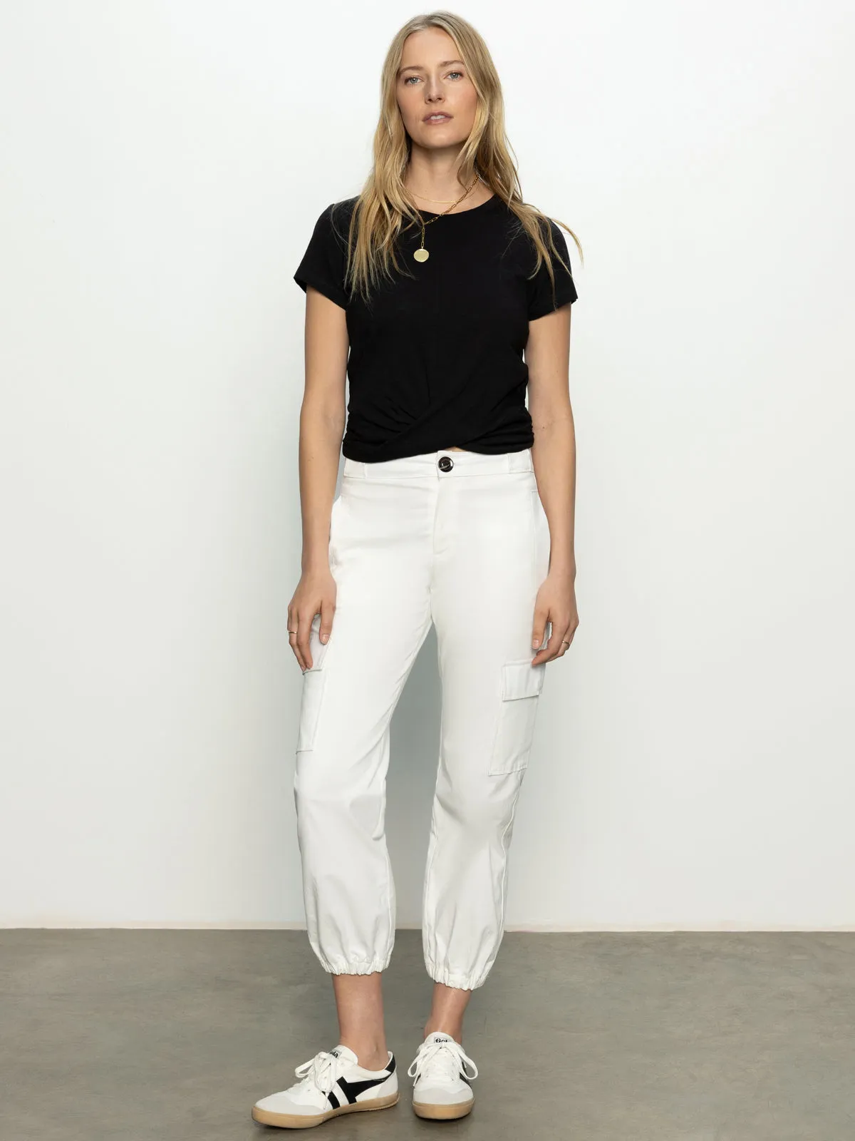 Take Over Jogger Mid-Rise Pant Bleached White Practical Fit Simple Silhouette