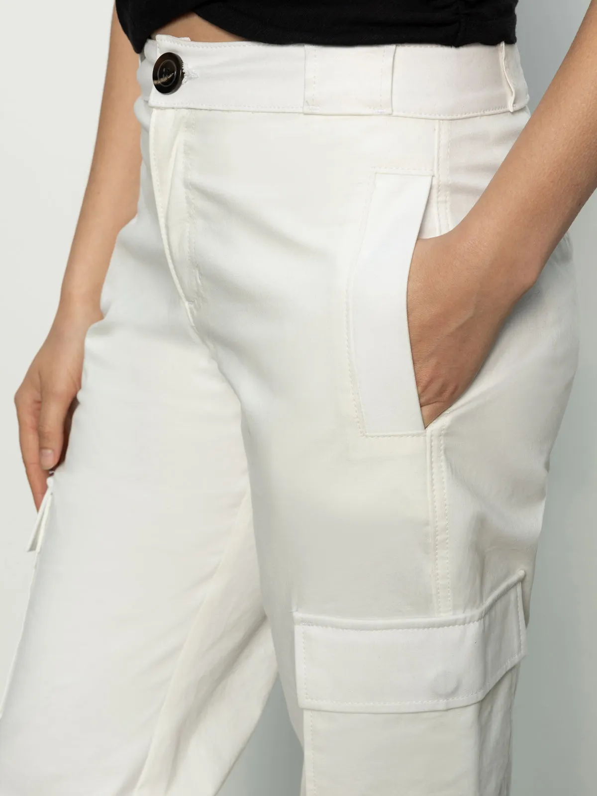 Take Over Jogger Mid-Rise Pant Bleached White Slim Comfort Quick Dry Wear