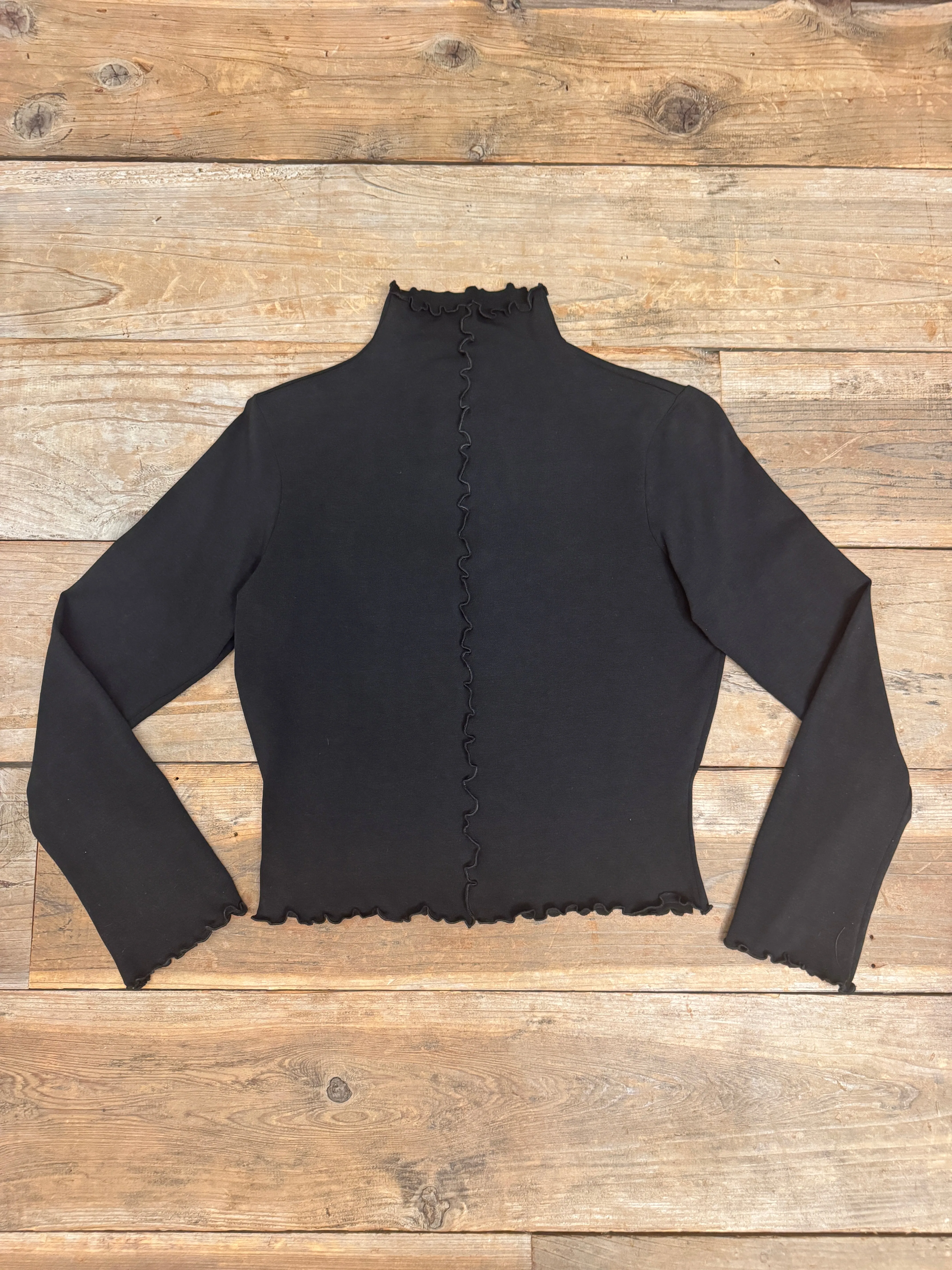 Multi Directional Zipper Placement Wavy top in Black Cotton Knit