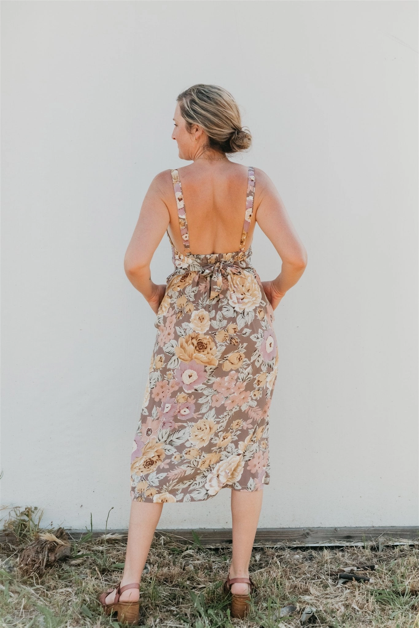 Fitted Look Myrah Dress in Muted Floral Crepe
